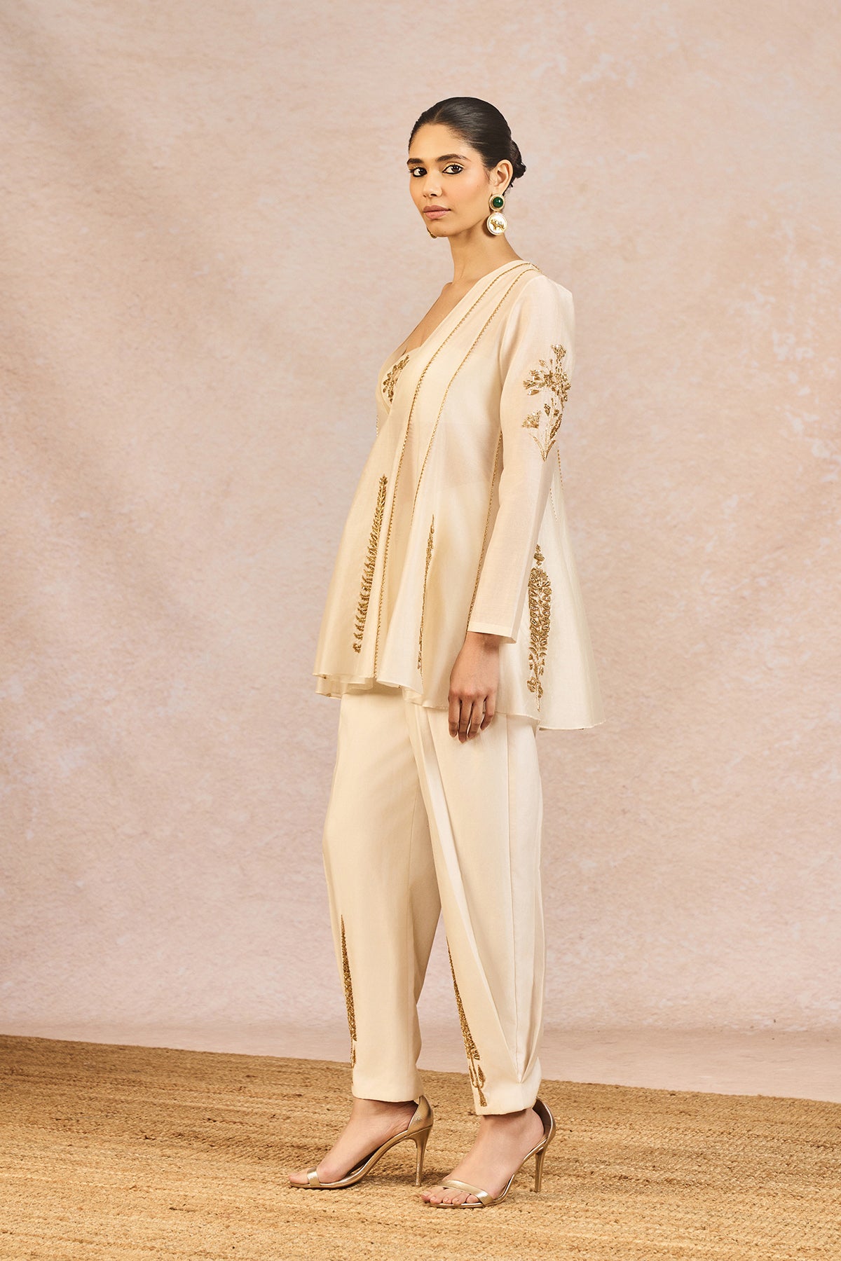 ‘PEHLI KIRAN’ SKD SET