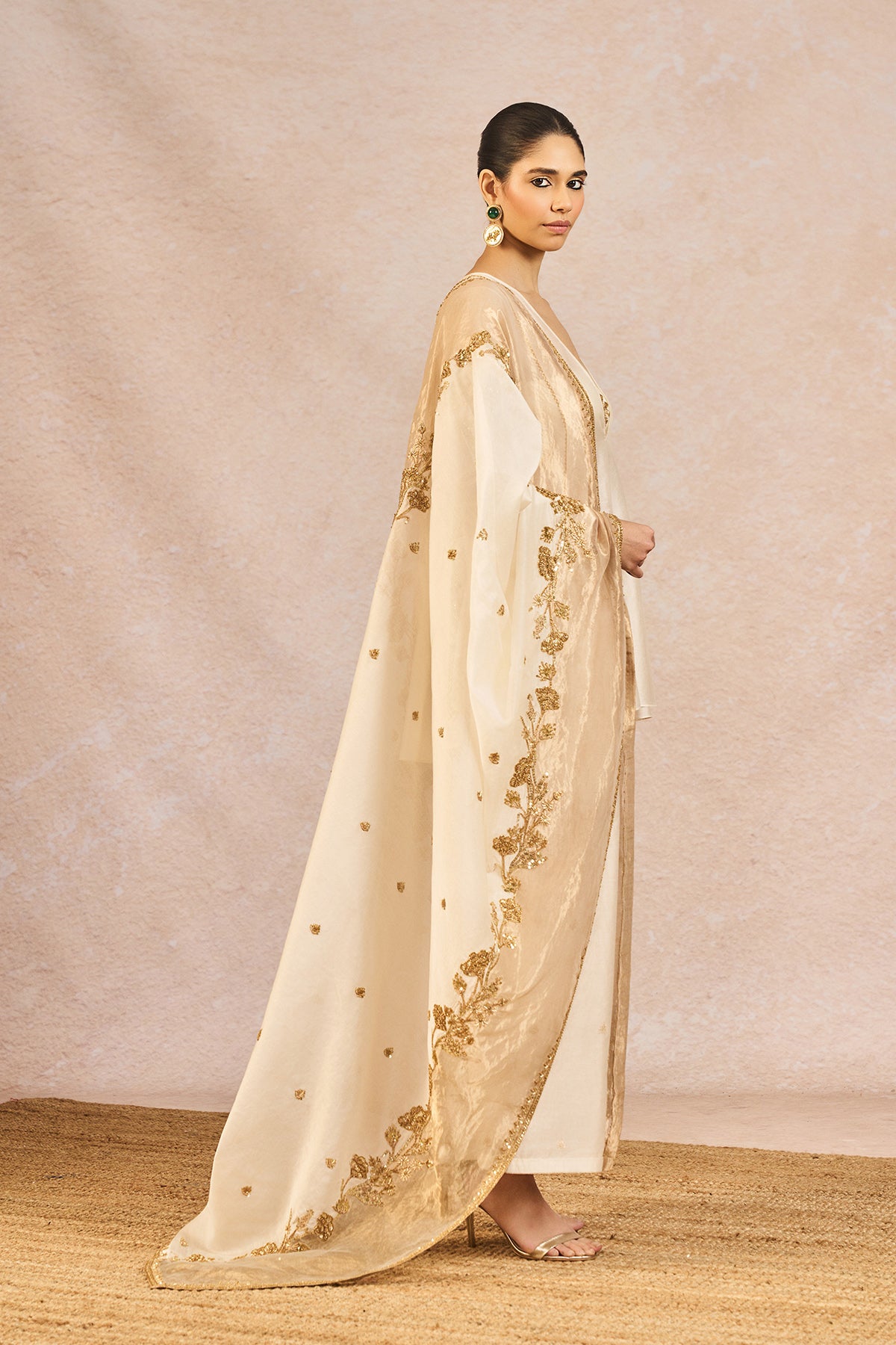 ‘PEHLI KIRAN’ SKD SET