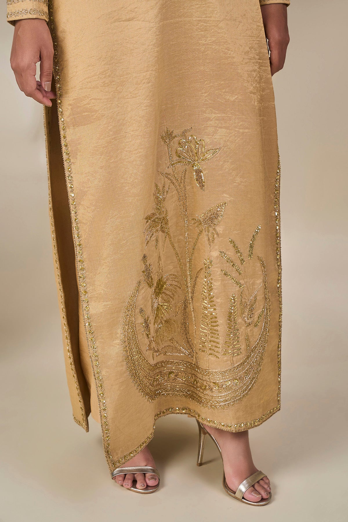 Saanjh Savera' Set