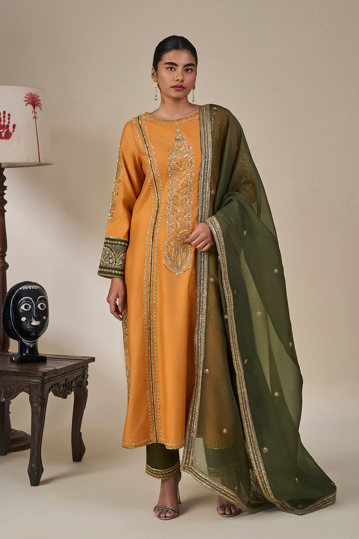Meetha Paan Pataka' Kurta Set