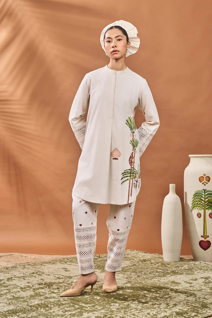 IVORY BLOOMING BOARD TUNIC SET