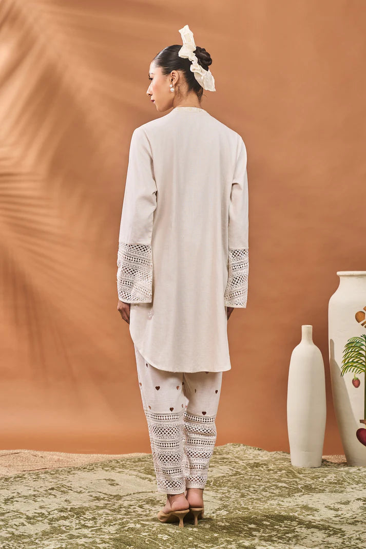 IVORY BLOOMING BOARD TUNIC SET