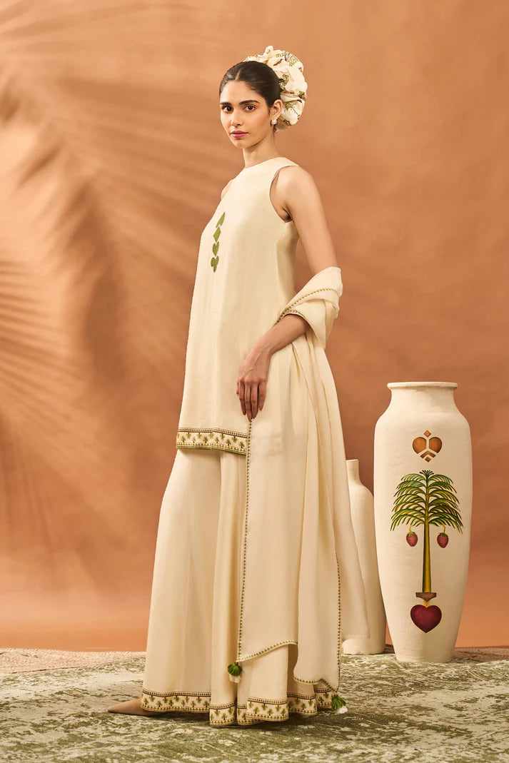 Cream Wildscape Kurta Set