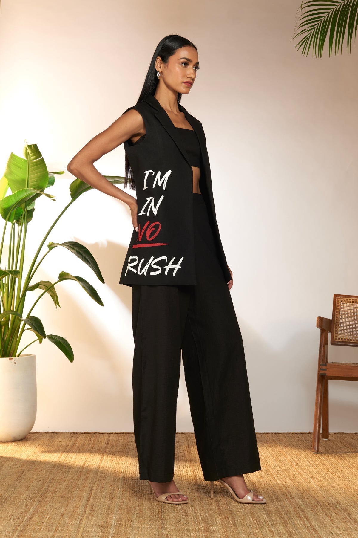 I'M IN NO RUSH SLOGAN BLAZER