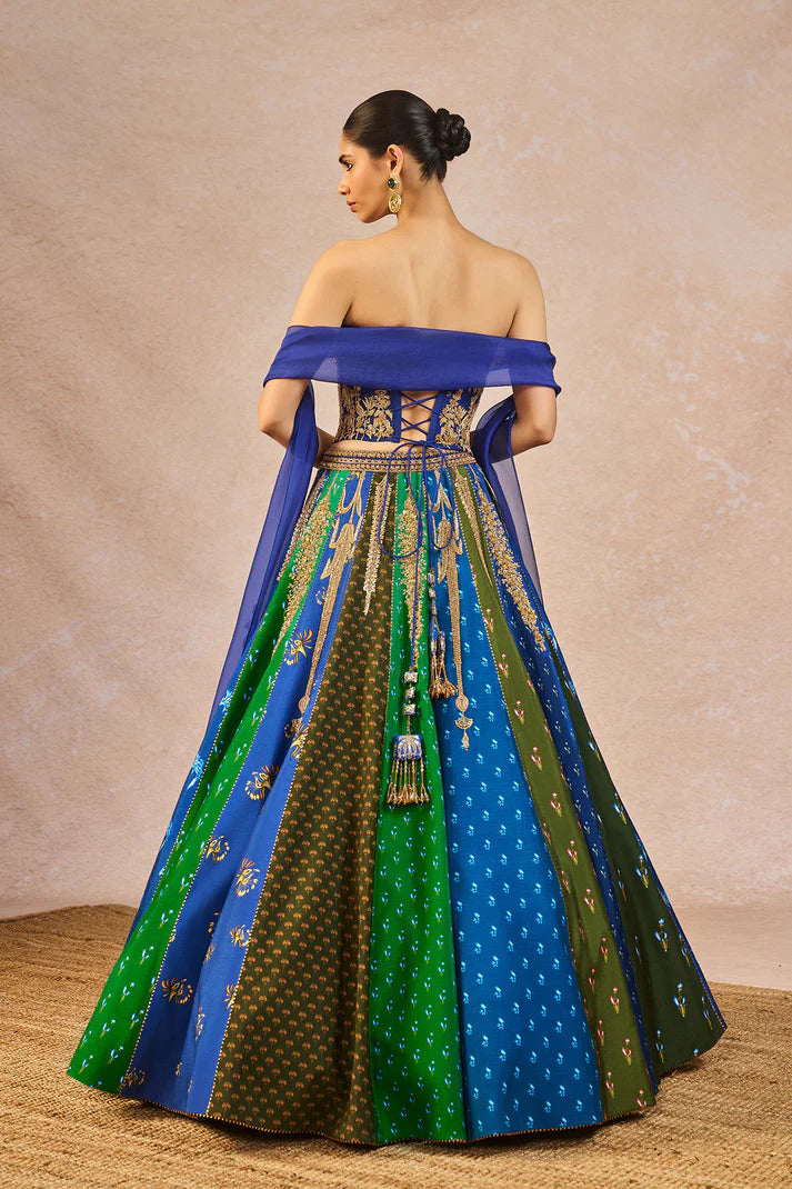 ‘Rango Sa Jaha’ LEHENGA
