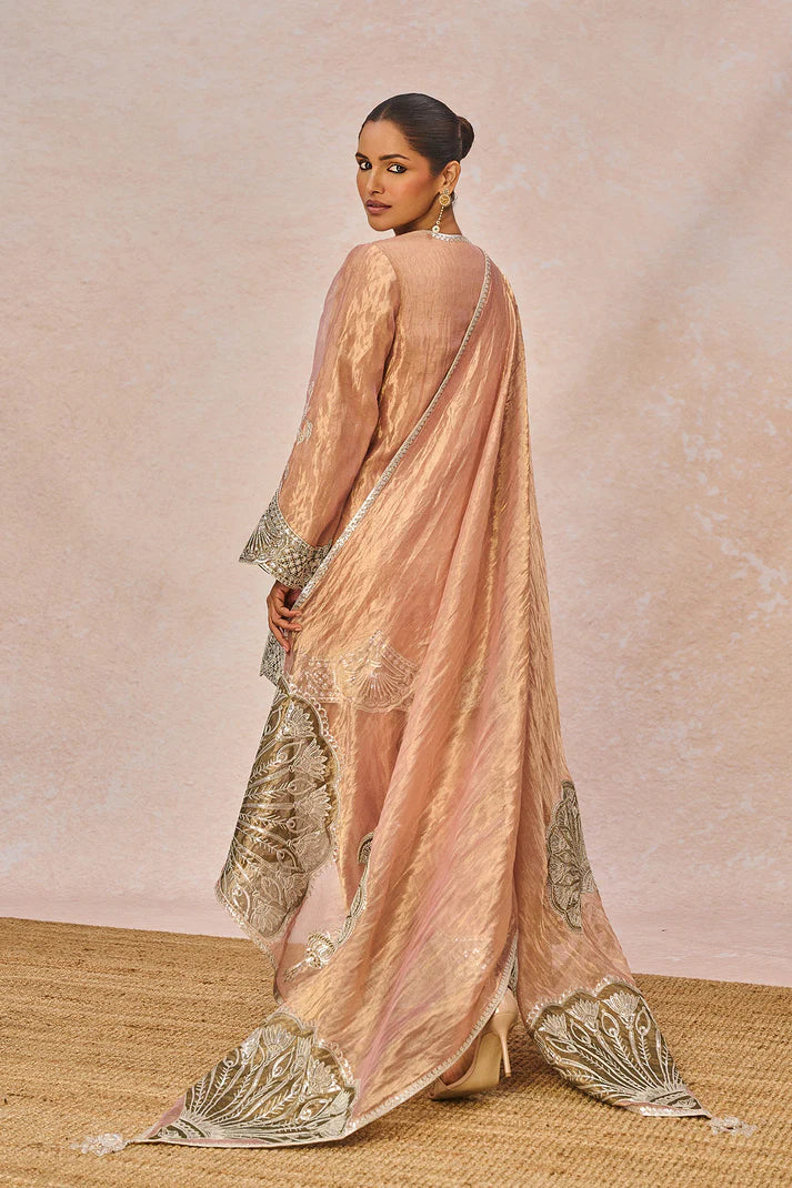 āCHANDNIā KURTA SET