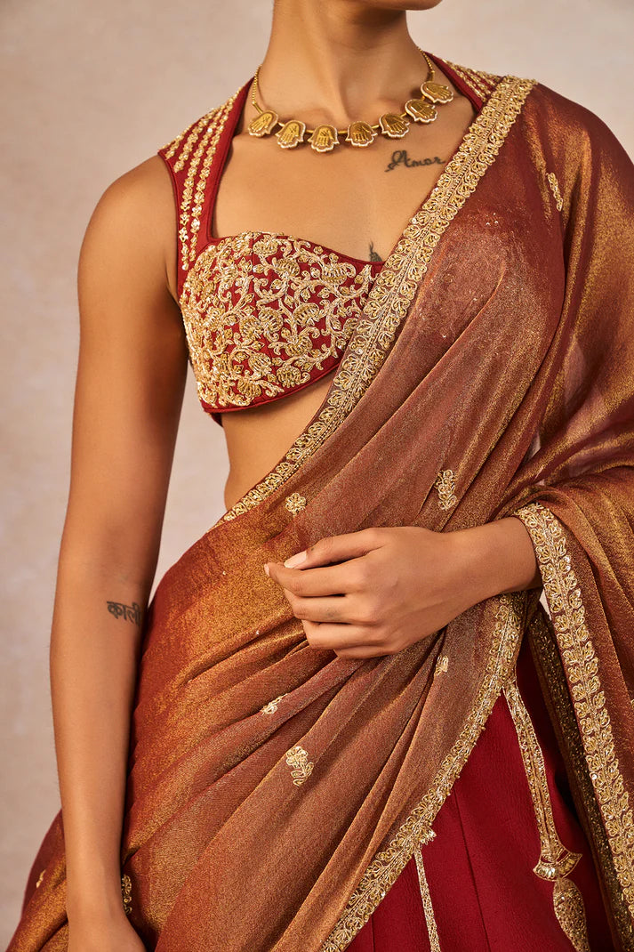 ‘BAAT BAN GAYI’ LEHENGA