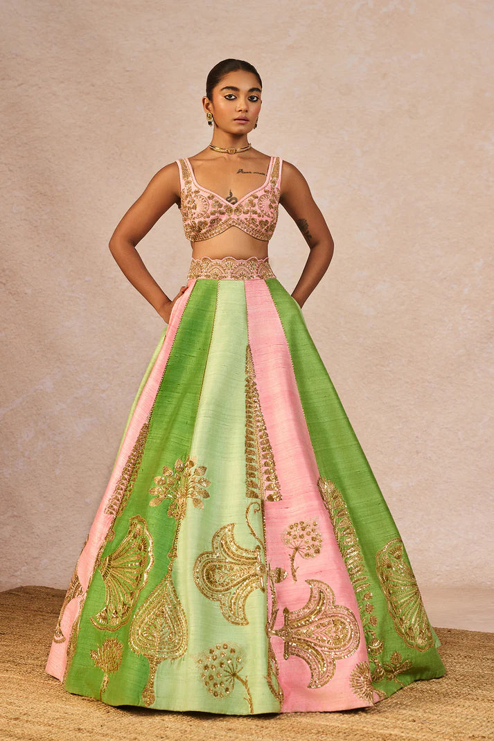 ‘GULPOSH’ LEHENGA 1