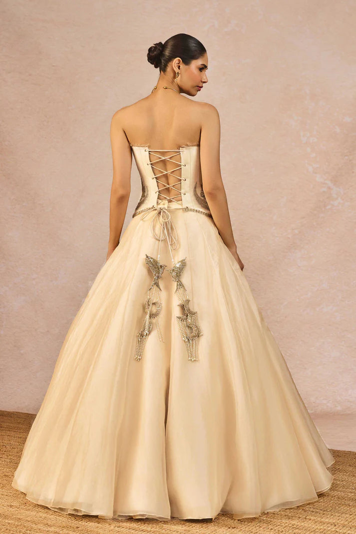 âTERA KHAYALâ LEHENGA