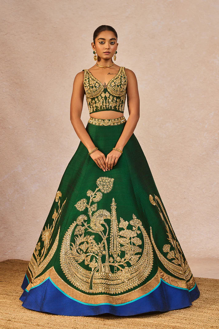 āMEHENDI RACHKEā LEHENGA