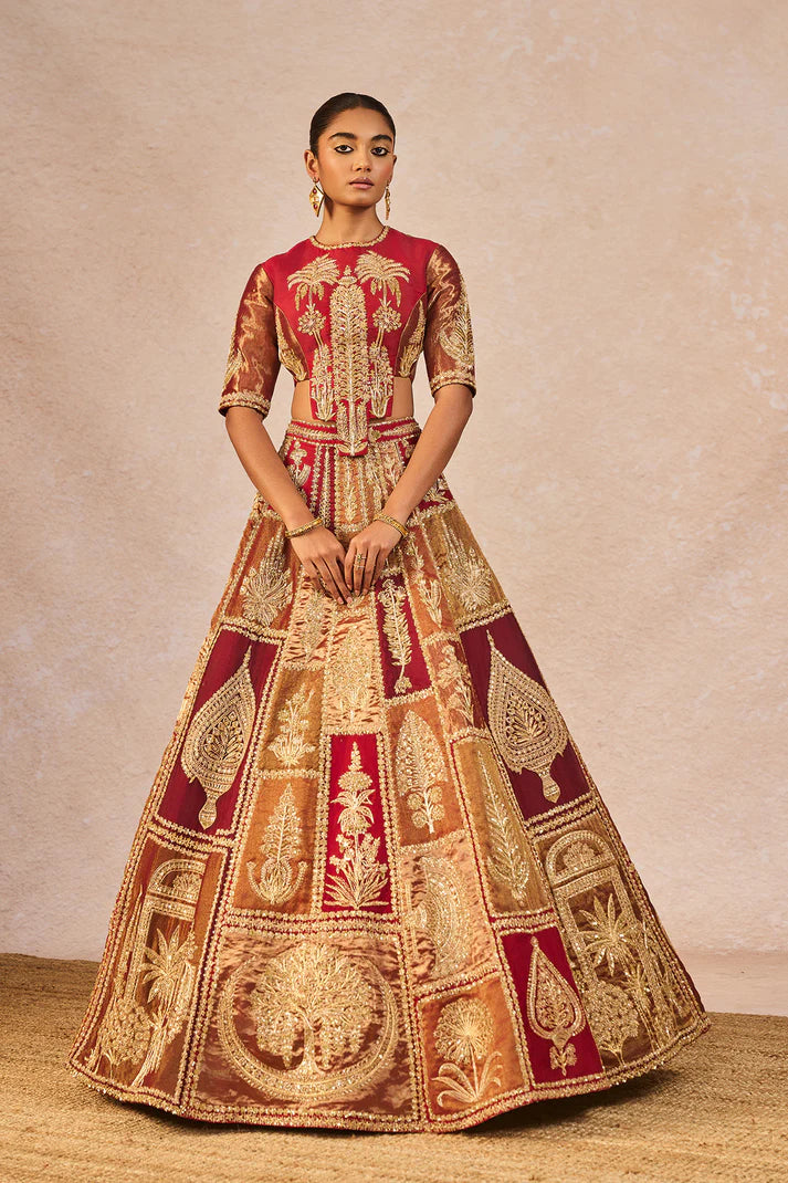 āDIL KE PASSā LEHENGA 1