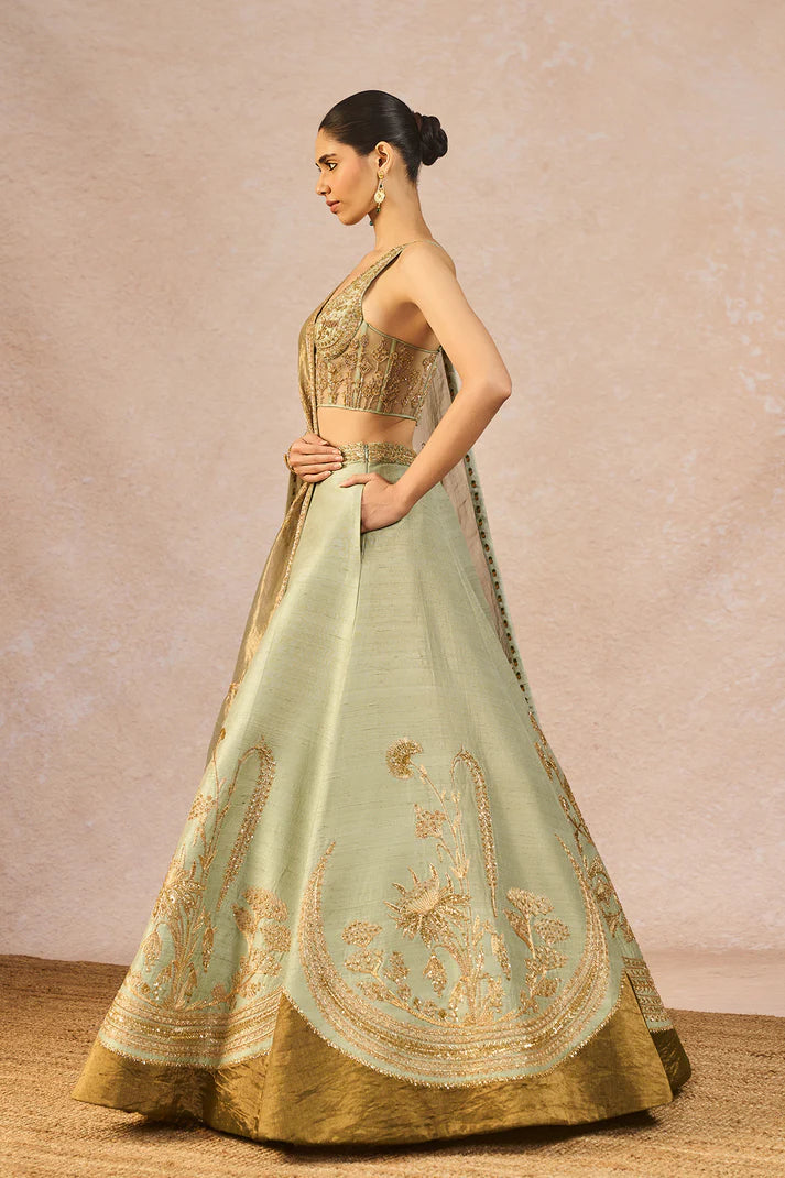 THE ‘IKRAR HUA’ LEHENGA 2
