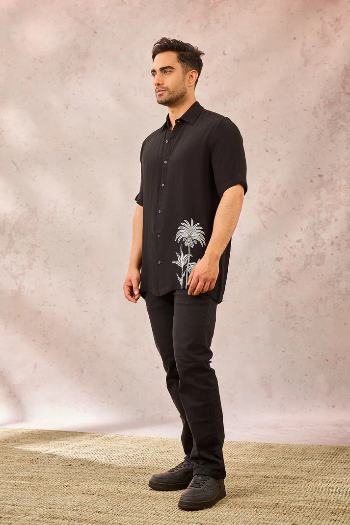 BLACK PALM TREE PRINT SHIRT