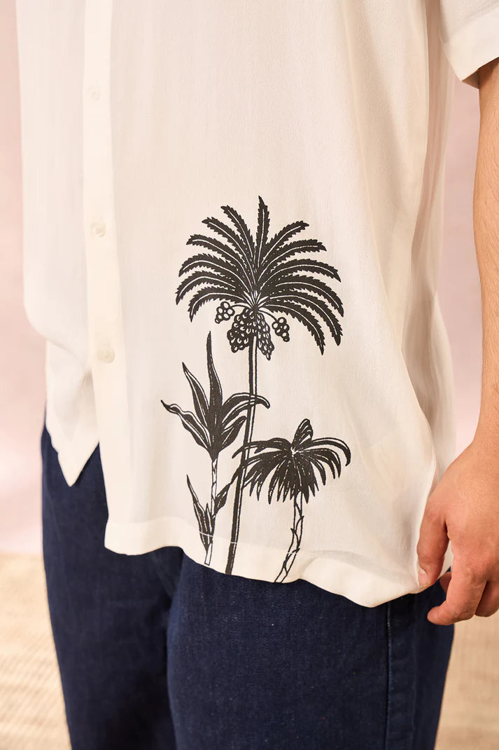 WHITE PALM TREE PRINT SHIRT