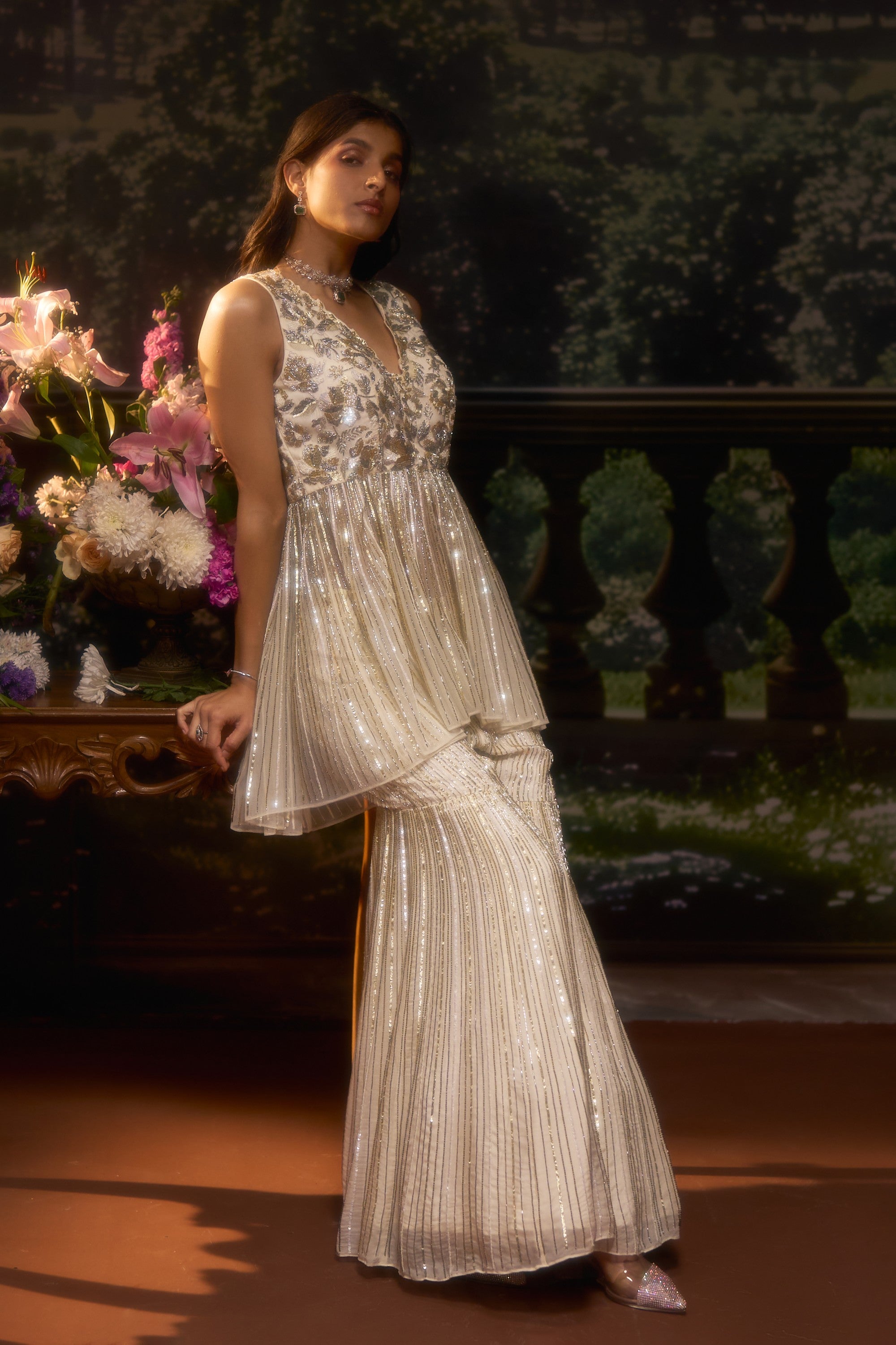 HOORIYA Moonlit Ivory Plazzo Set