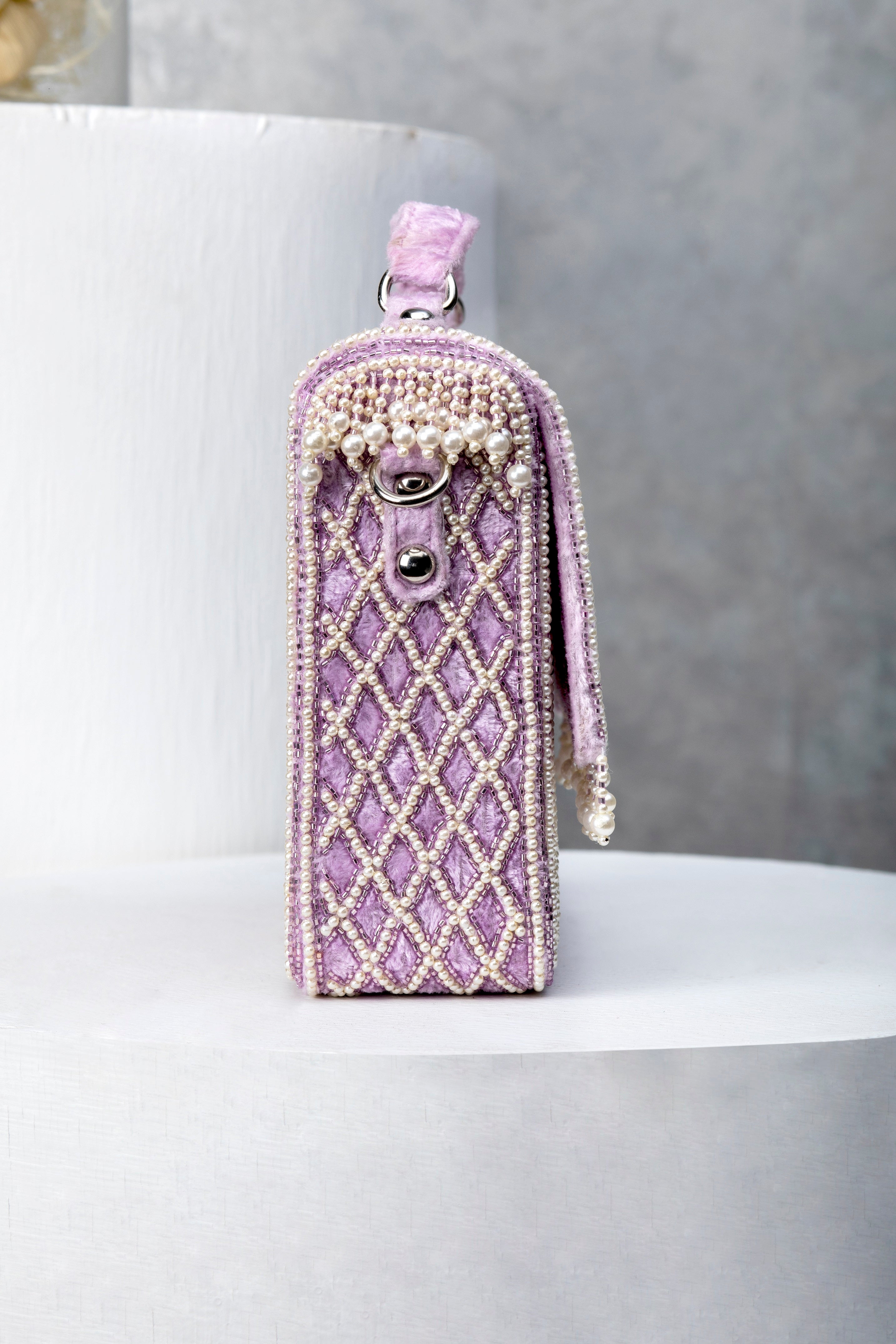 NATALIA CLUTCH-LAVENDER