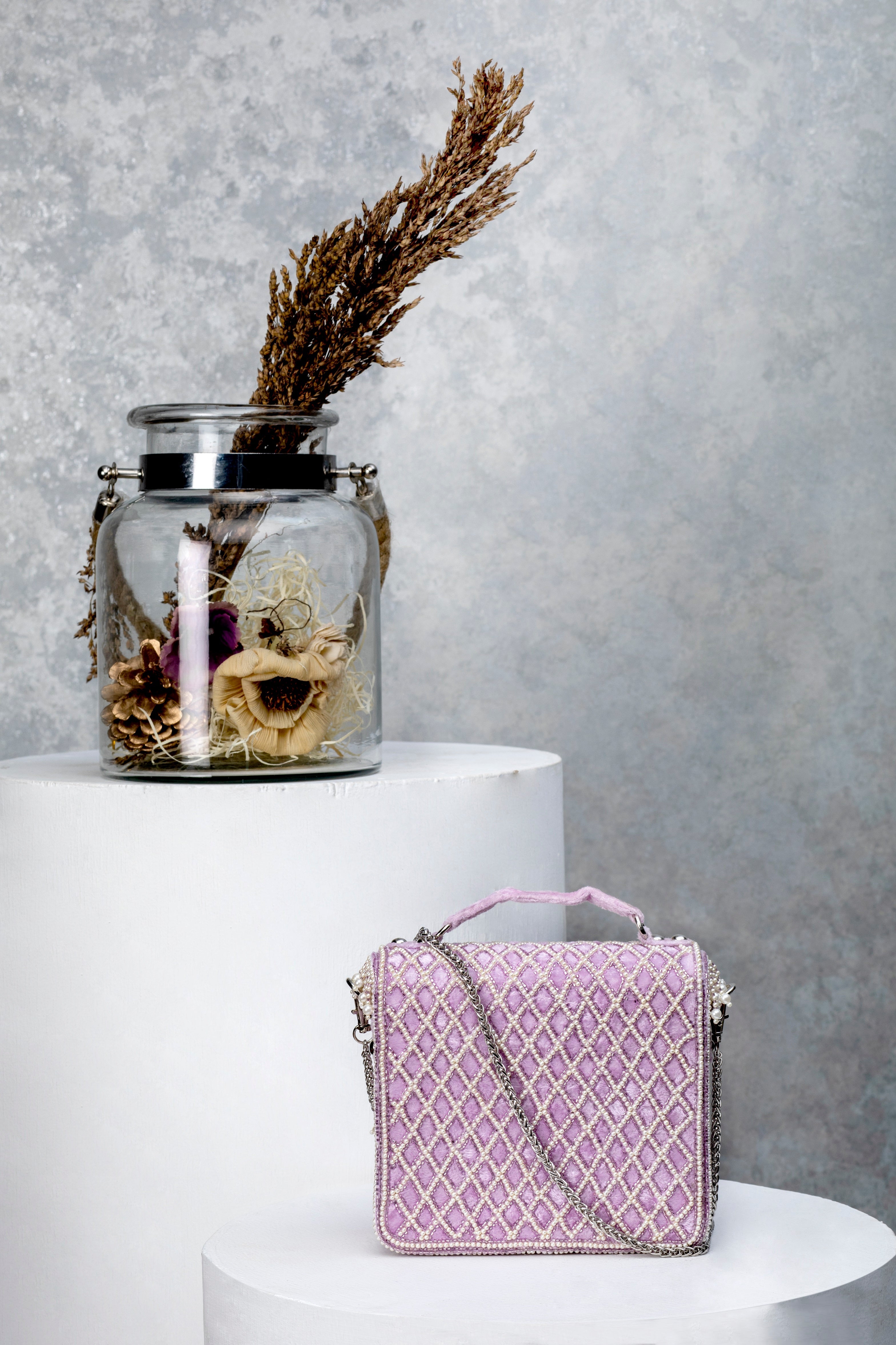 NATALIA CLUTCH-LAVENDER