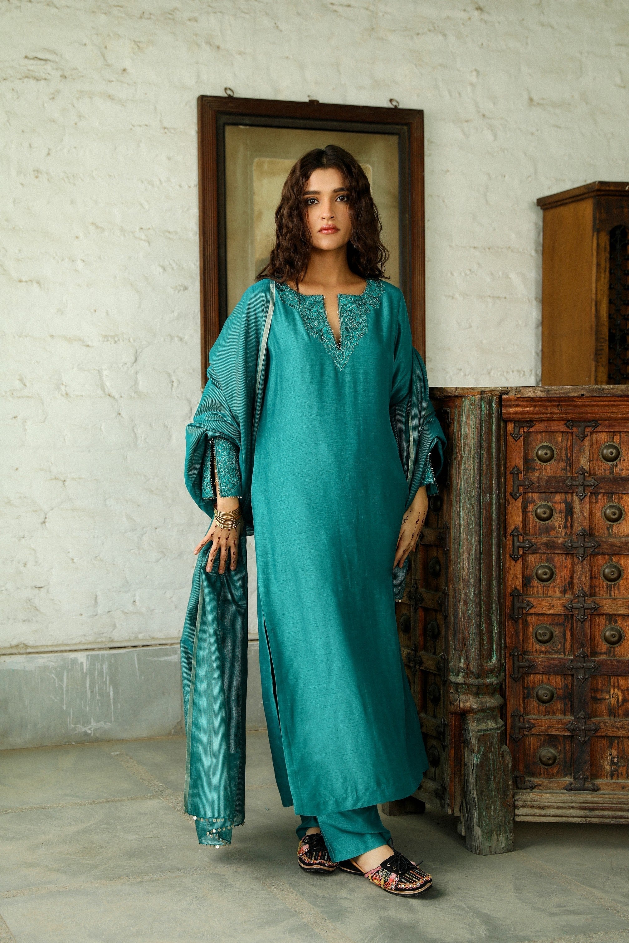 NUSRAT KURTA SET