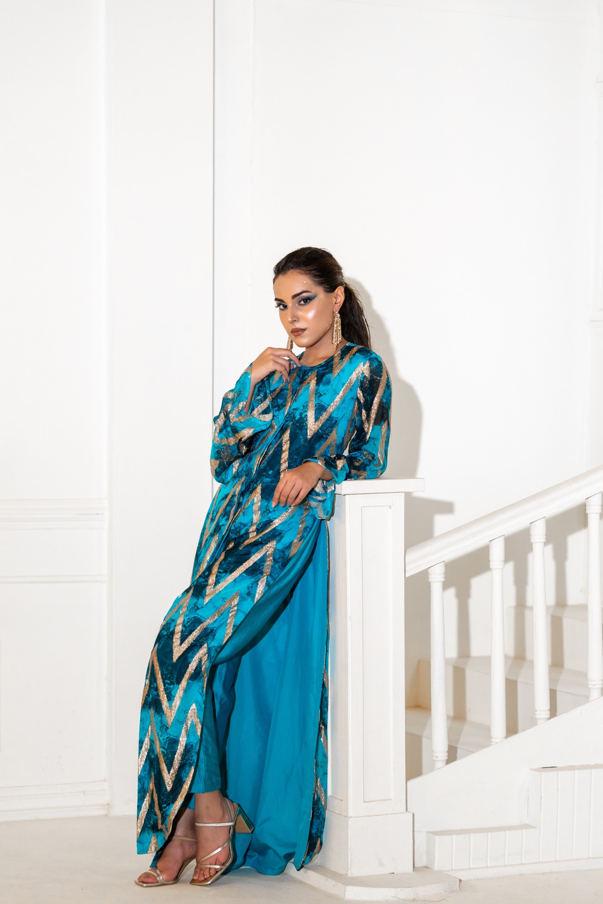 Abstract Long Shirt with Pants