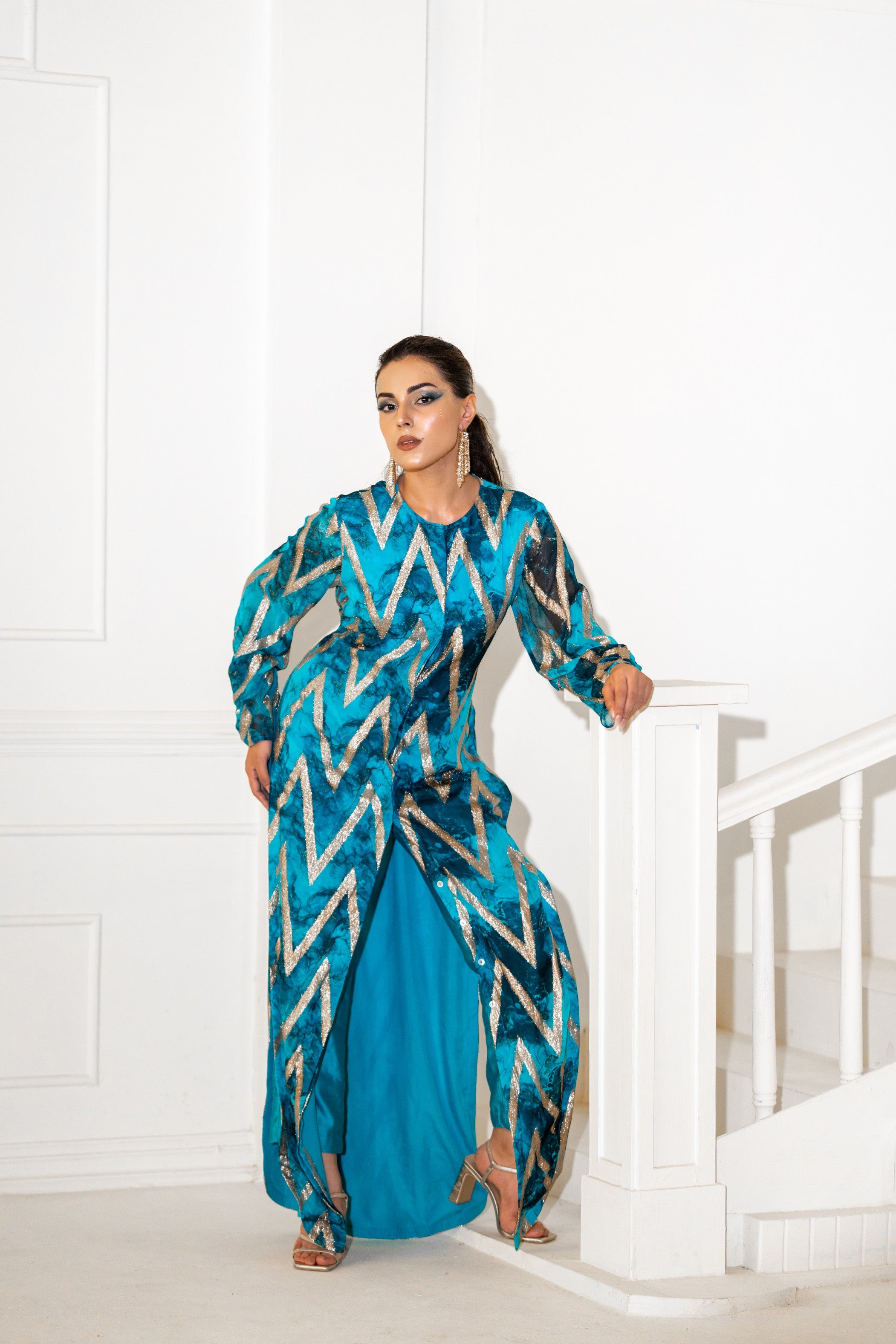 Abstract Long Shirt with Pants