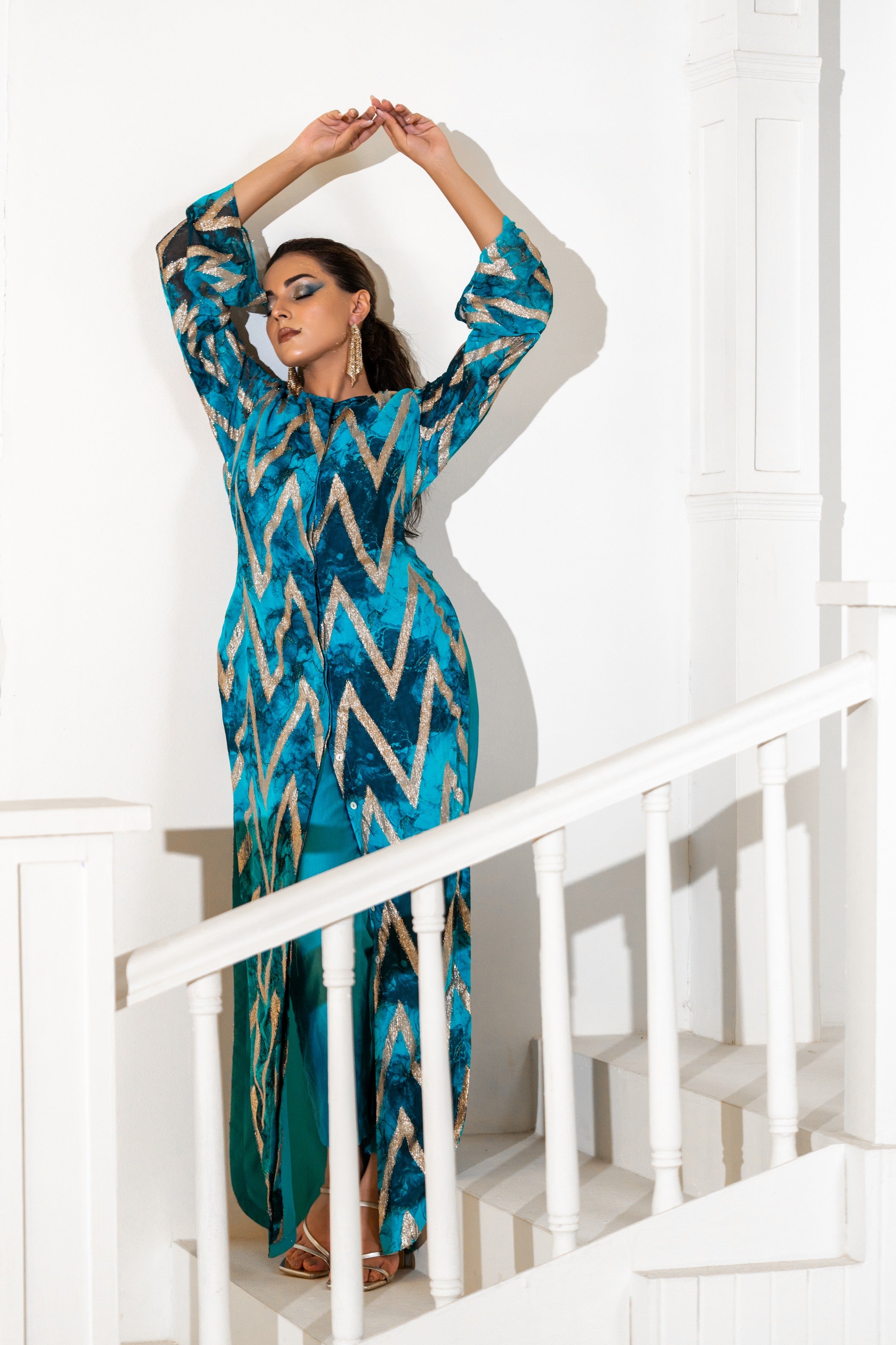 Abstract Long Shirt with Pants