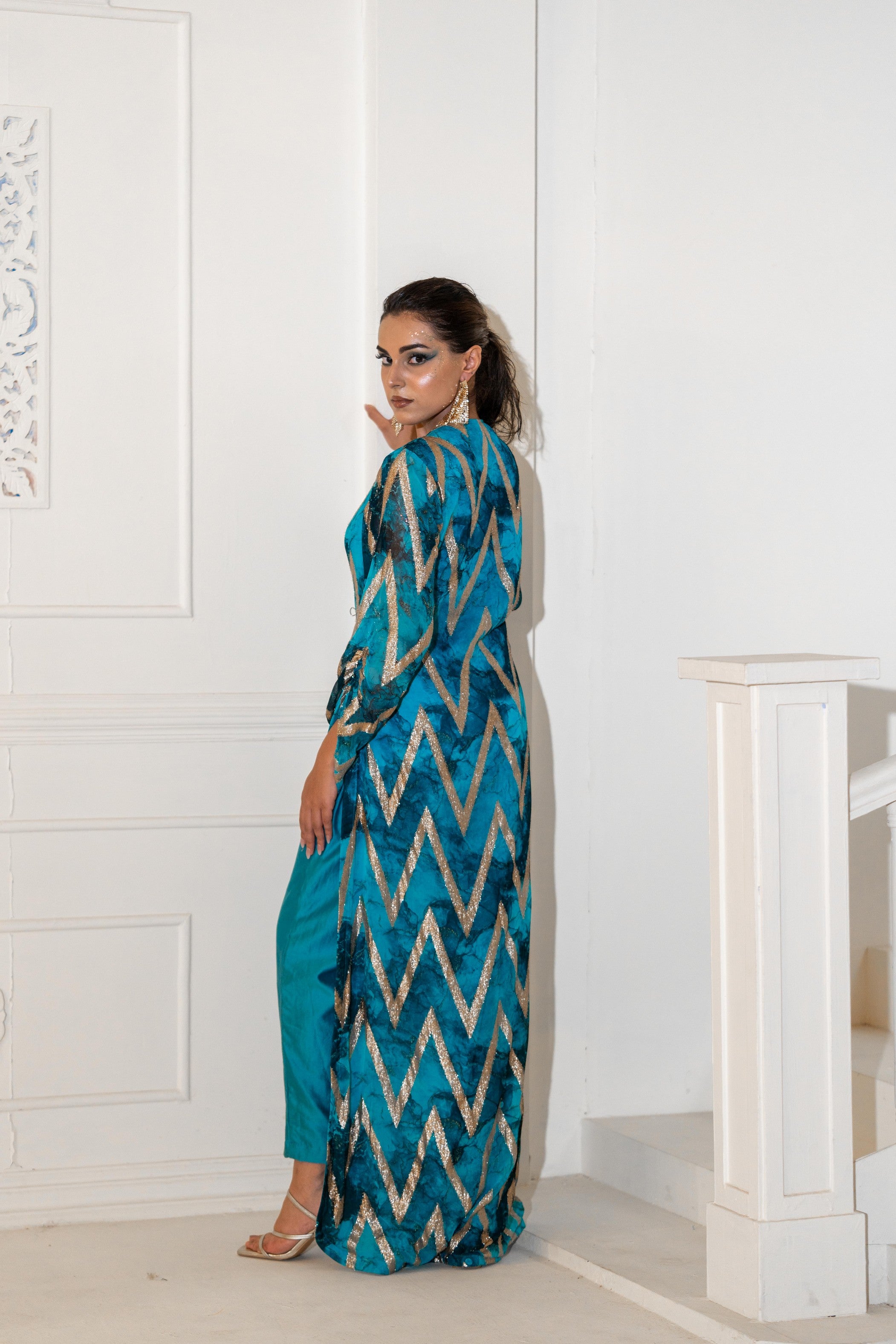 Abstract Long Shirt with Pants