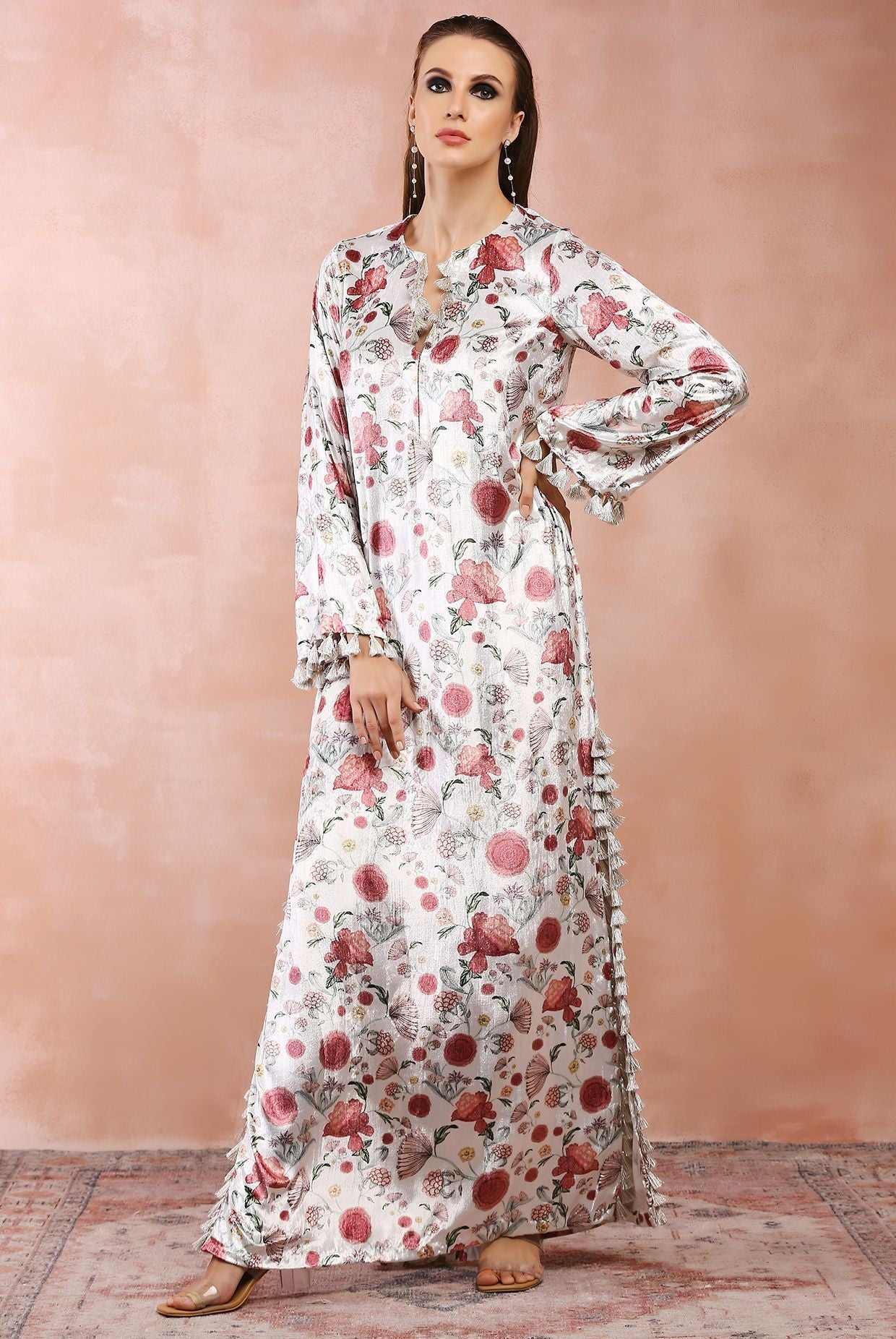 White gulbagh print kaftan with belt