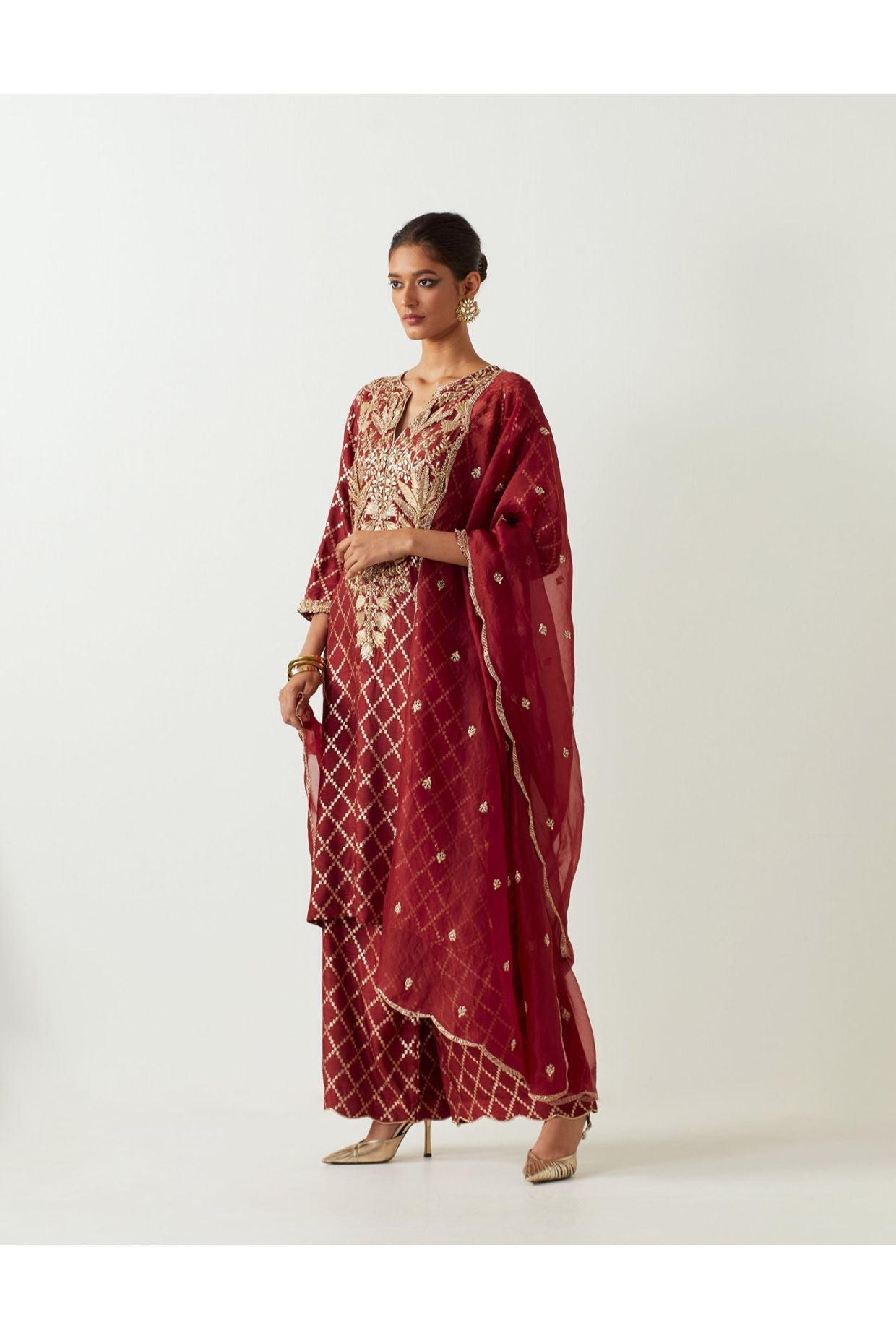 MAROON EMBROIDERED KURTA WITH PANT AND EMBROIDERED DUPATTA