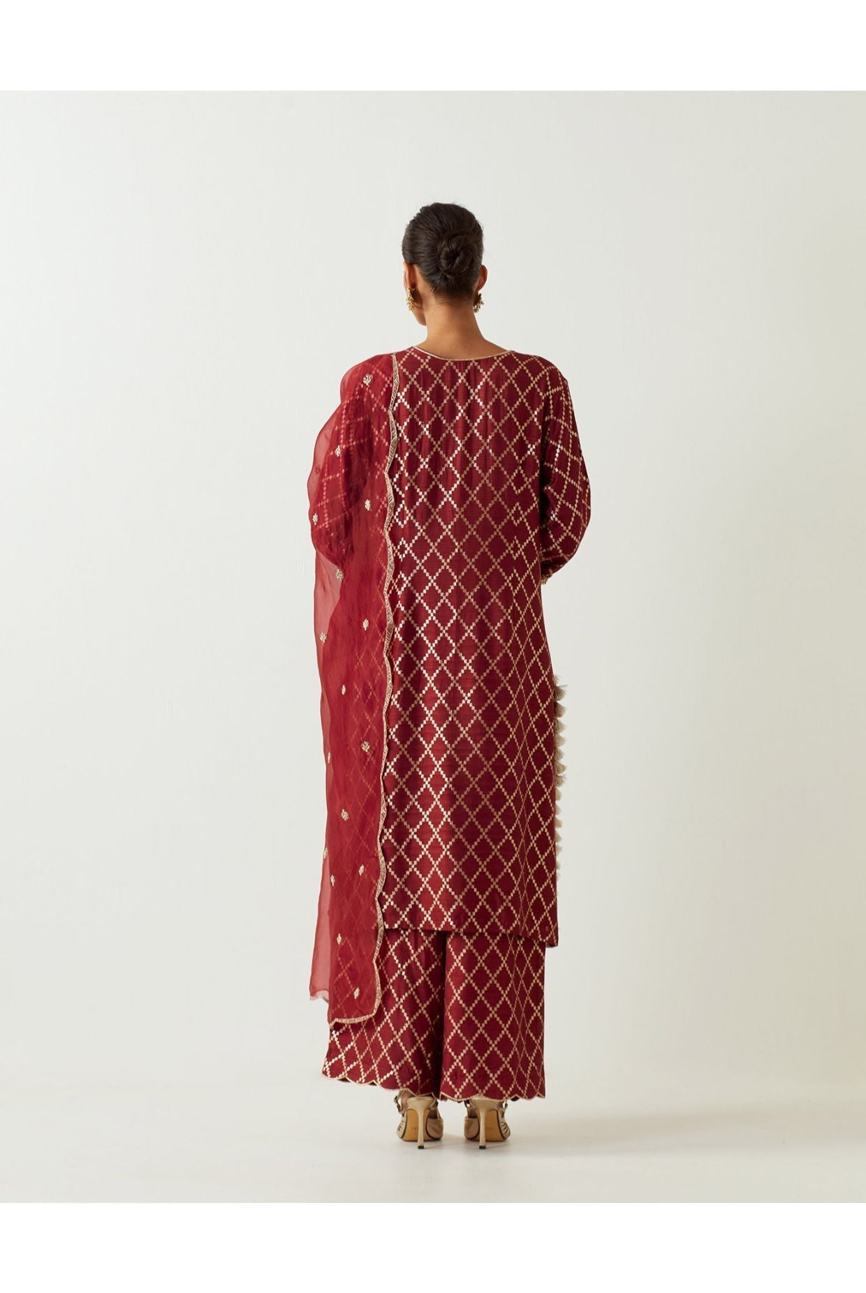 MAROON EMBROIDERED KURTA WITH PANT AND EMBROIDERED DUPATTA