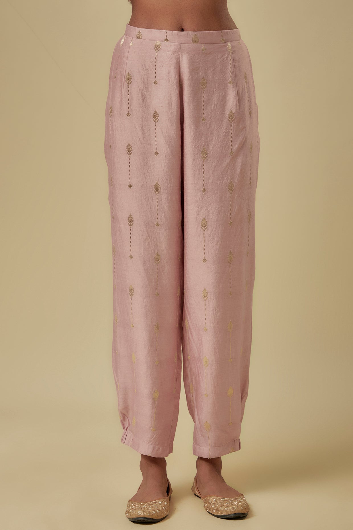 Onion Pink Brocade Butti Embroidered Yoke Kurta And Jogger Pant With Mukaish Net Dupatta.