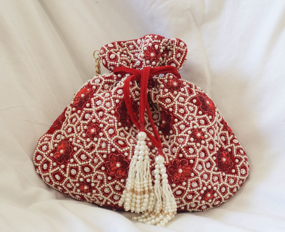 RAISA POTLI-RED