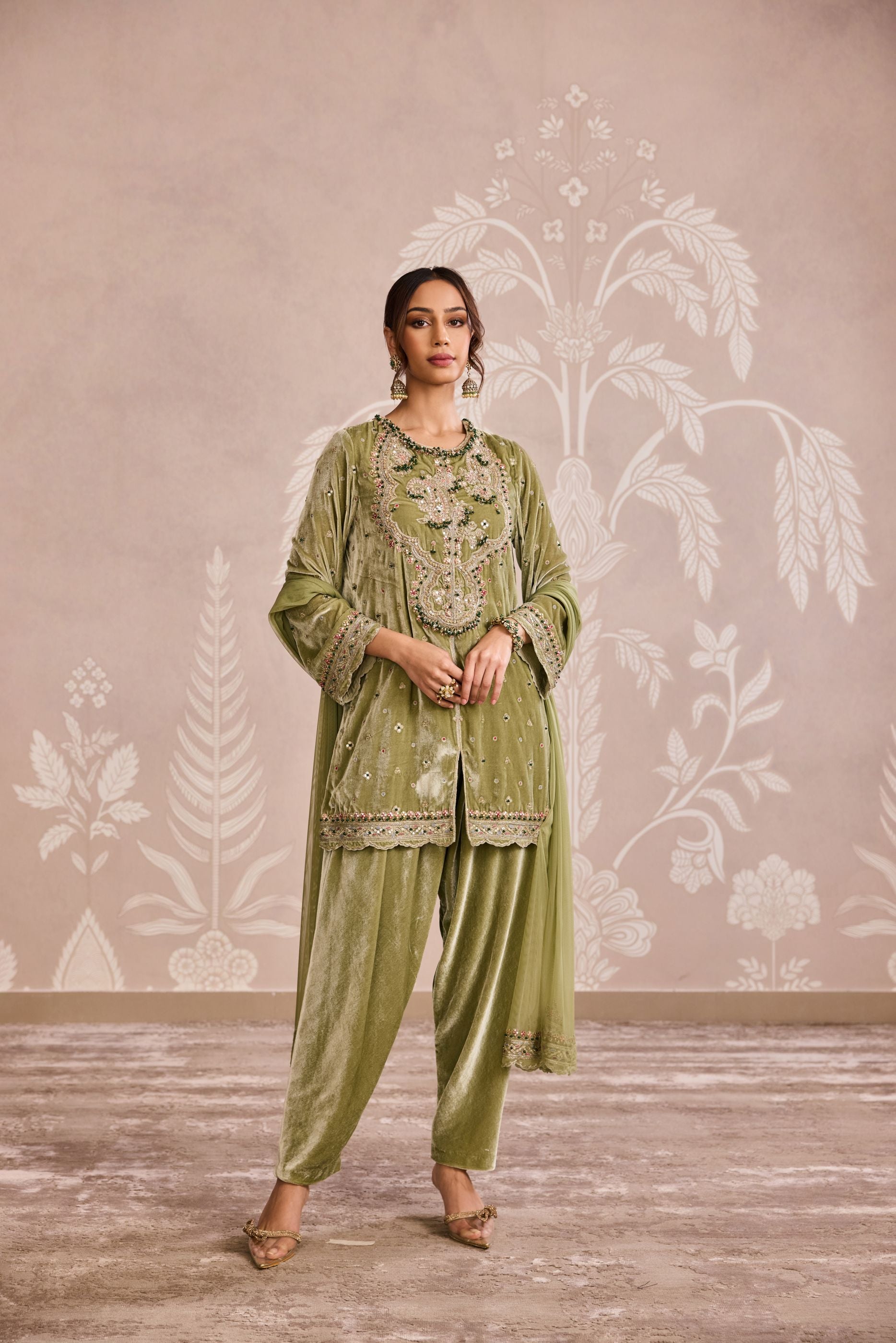 Nishat Kurta Set