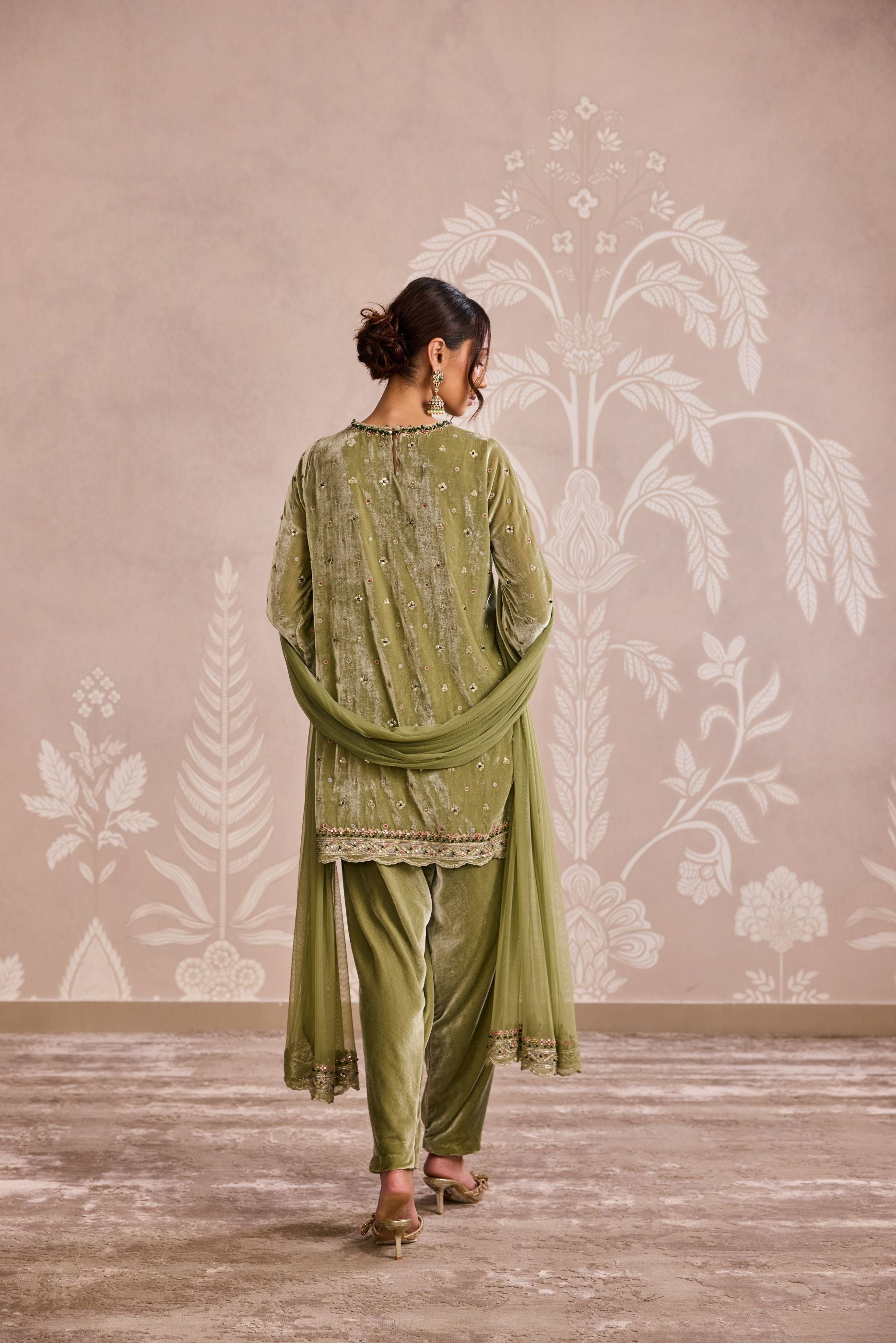 Nishat Kurta Set