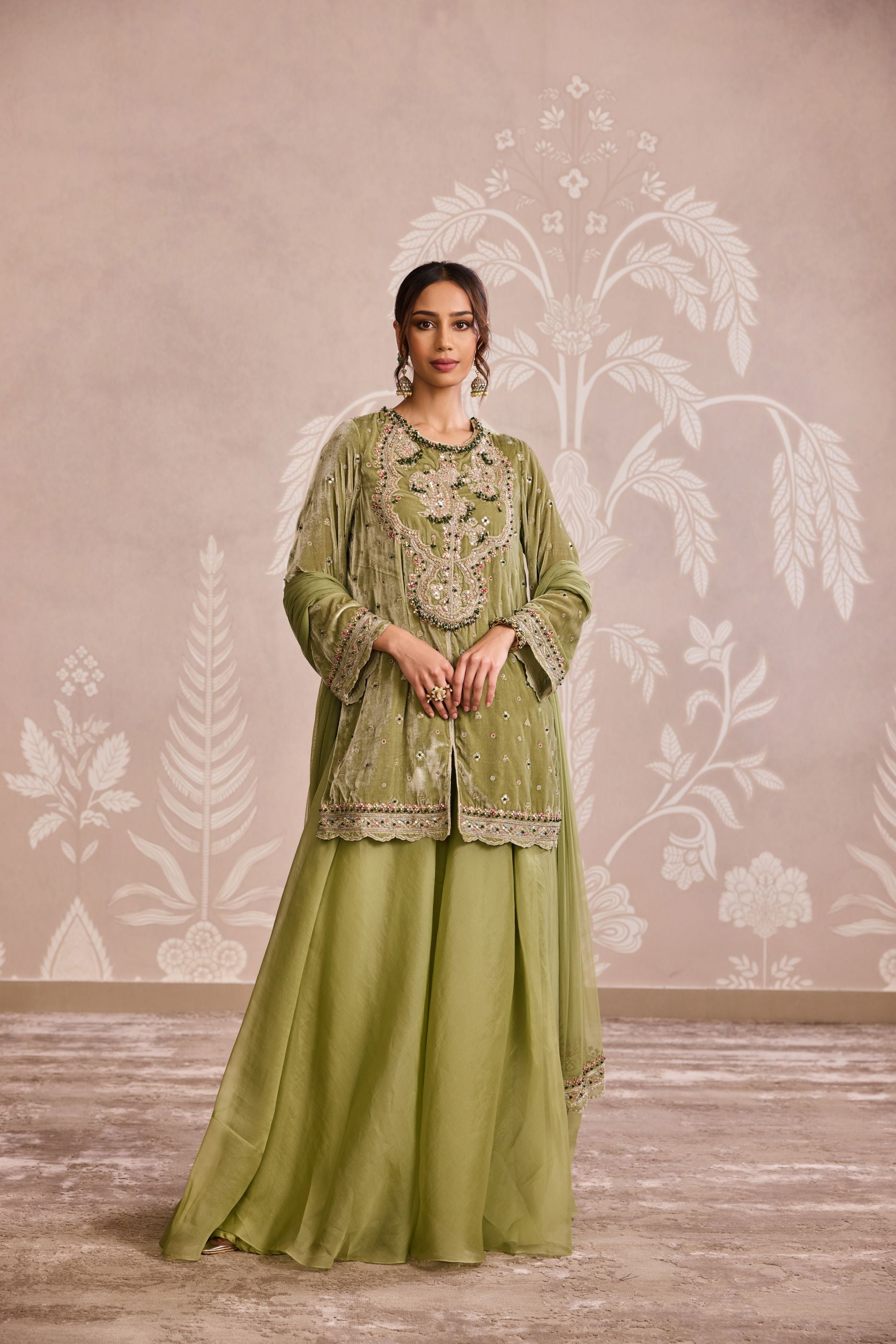 Nayab Kurta Set