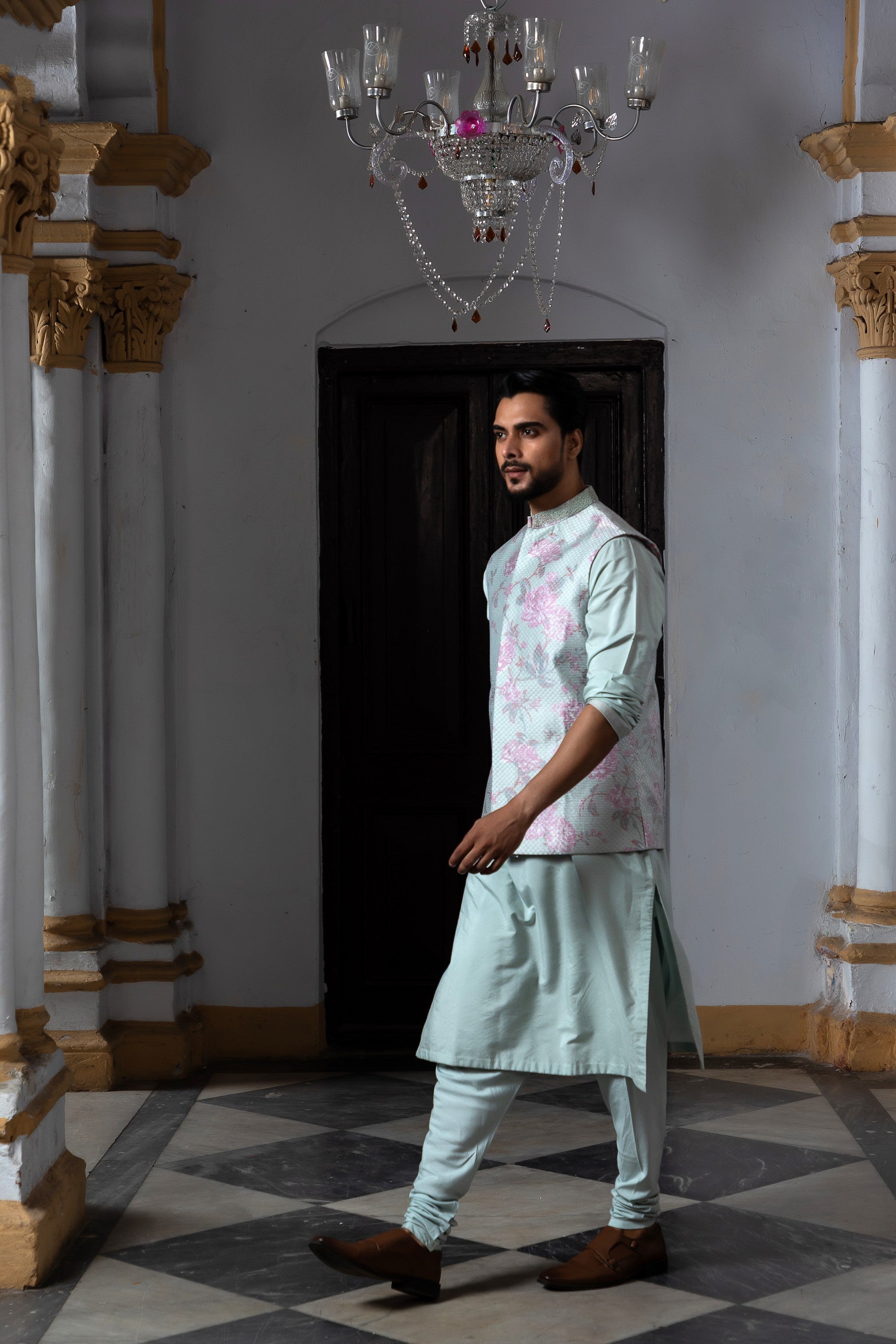 Regal Essence Kurta Set