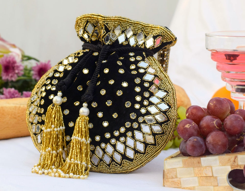 SATARA POTLI-BLACK-GOLD