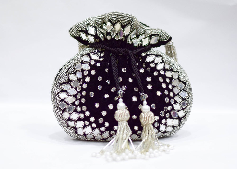 SATARA POTLI-BLACK-SILVER