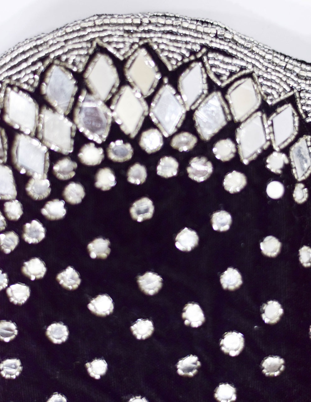 SATARA POTLI-BLACK-SILVER