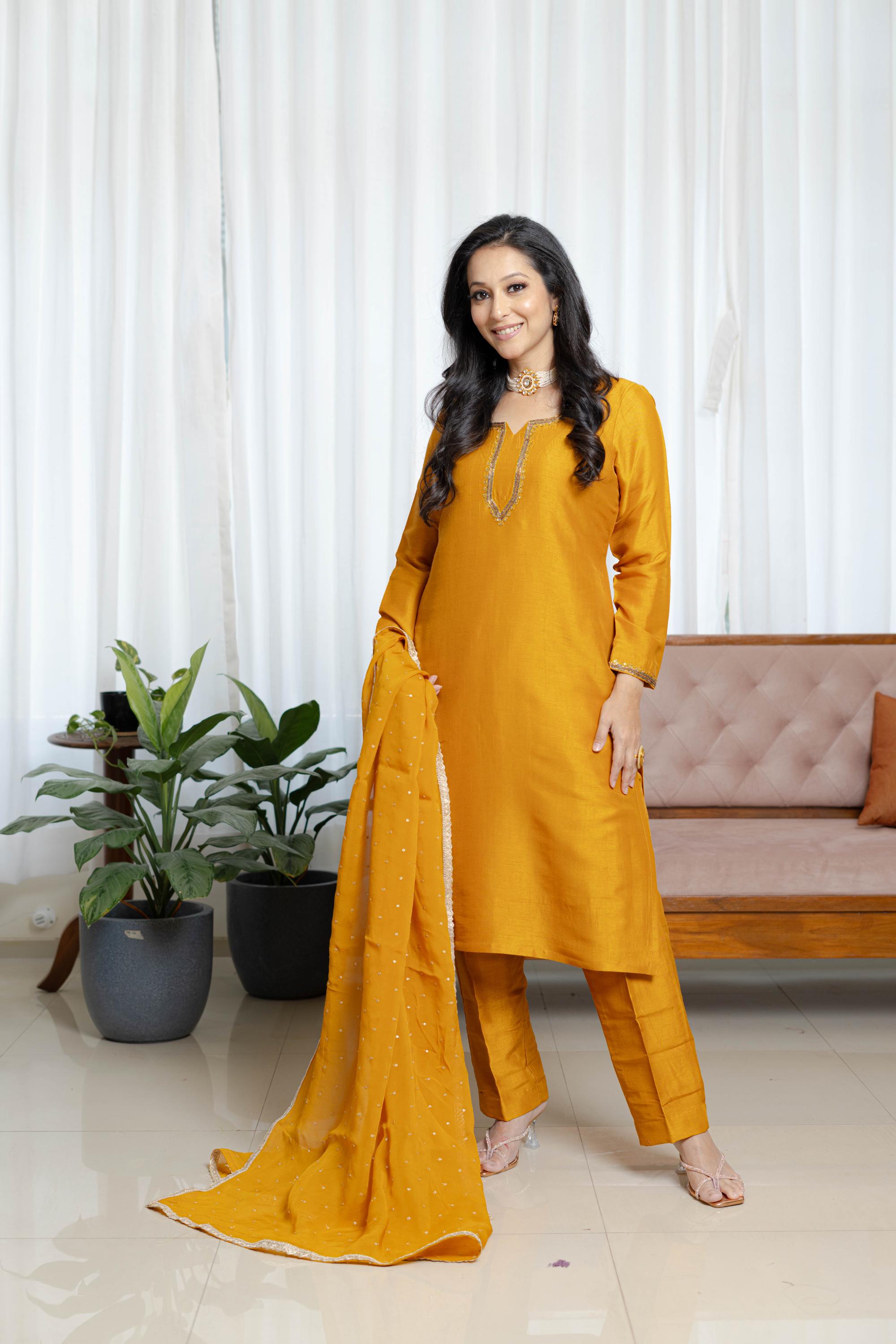 Suit set