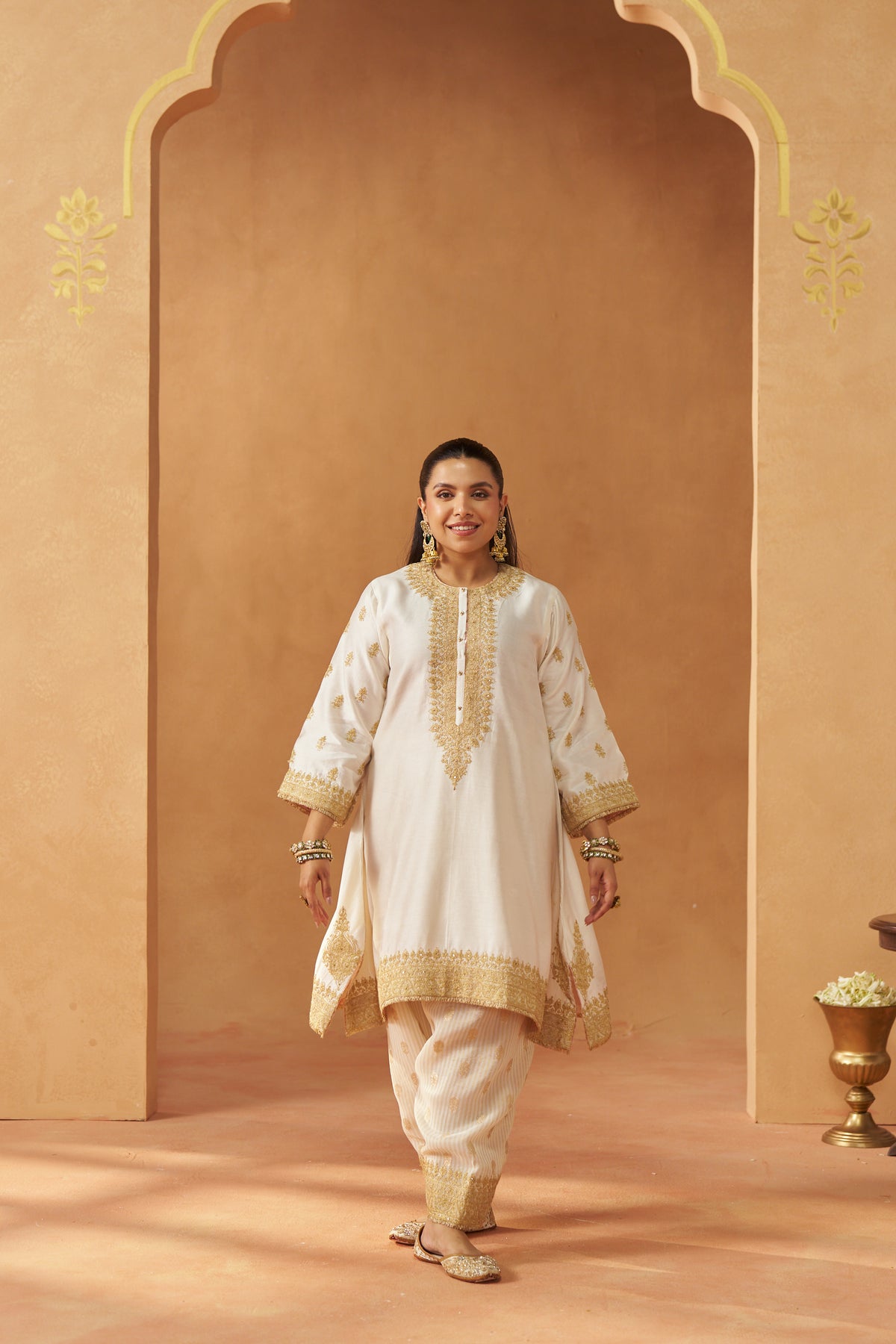 Zeenal Daisy Ivory A-Line Kaaftan with Salwar and Dupatta