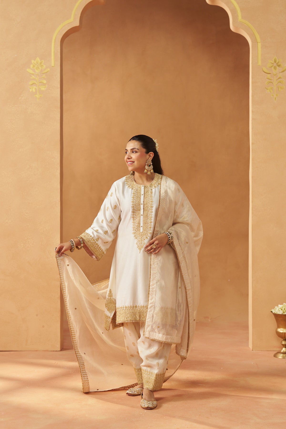 Zeenal Daisy Ivory A-Line Kaaftan with Salwar and Dupatta