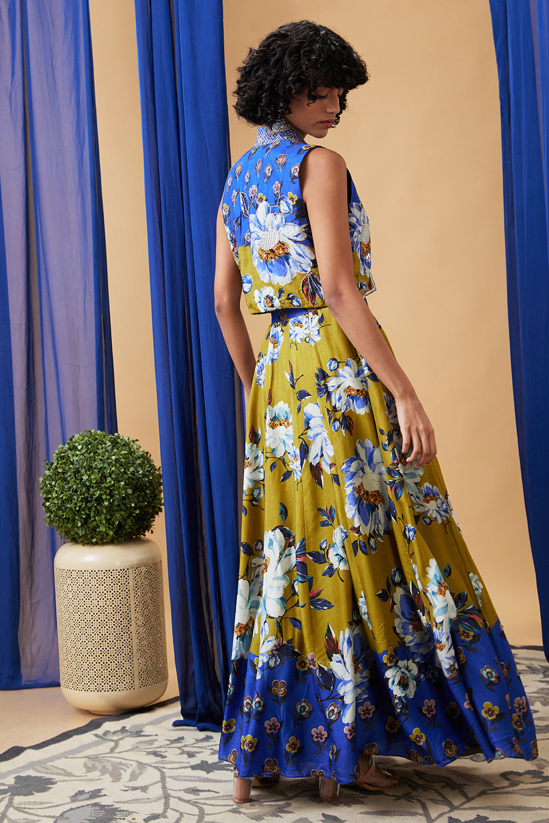 Tasnim Lehenga Set With Jacket