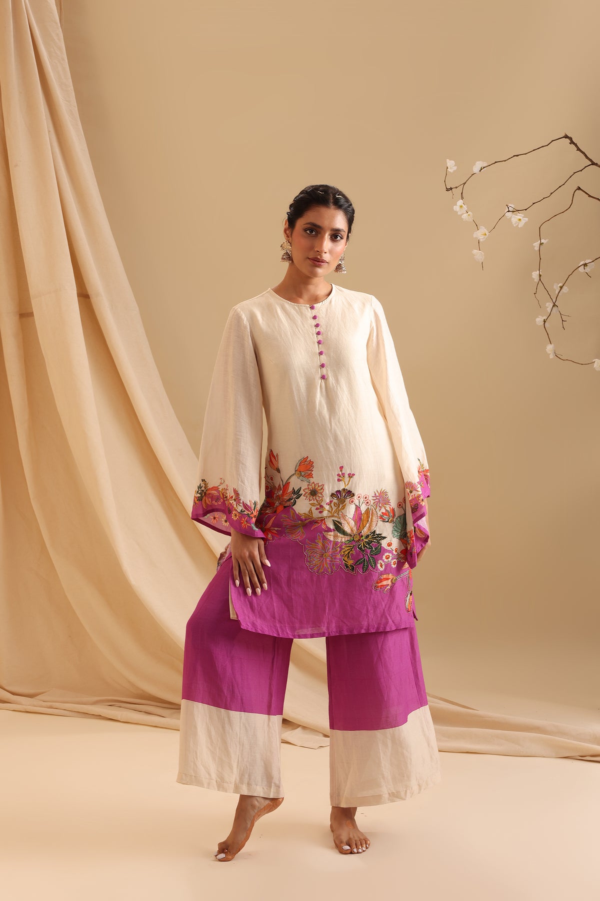 Aarani Embroidered Kurta Set