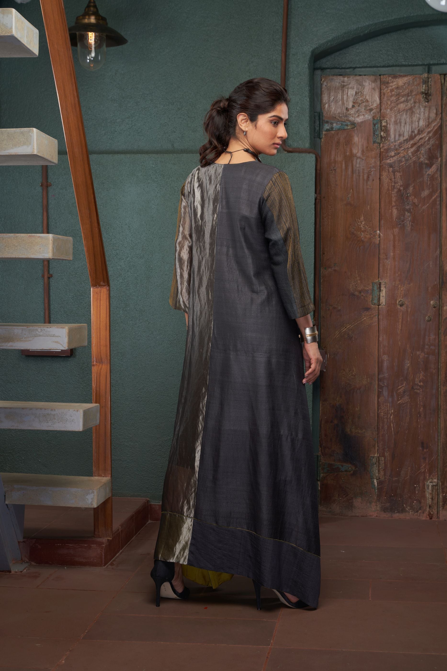 CHARCOAL TUSSAR ZARI KAFTAN