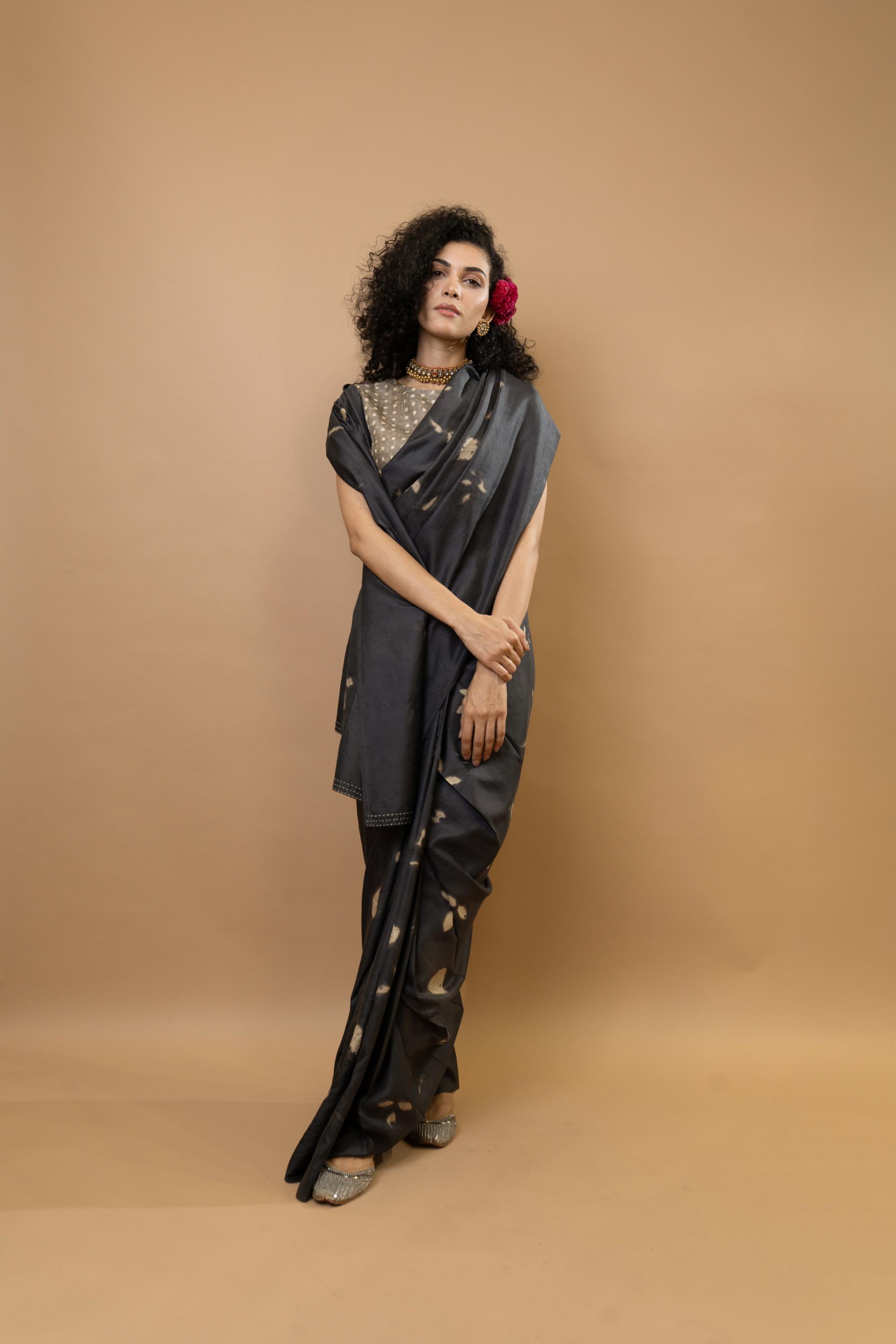 Neelkanth Leaves Saree