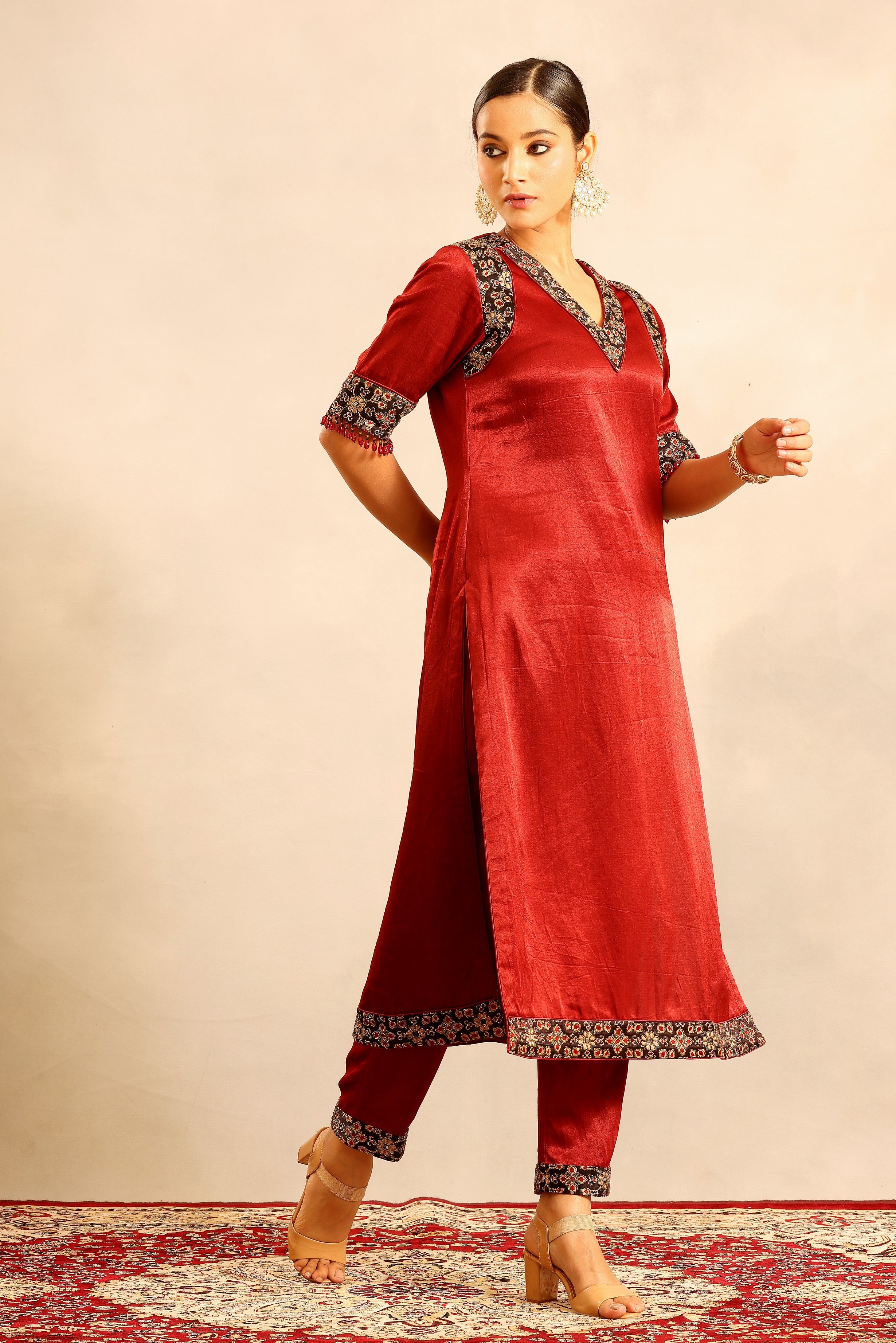 Maroon Ajrakh embellished kurta with pants