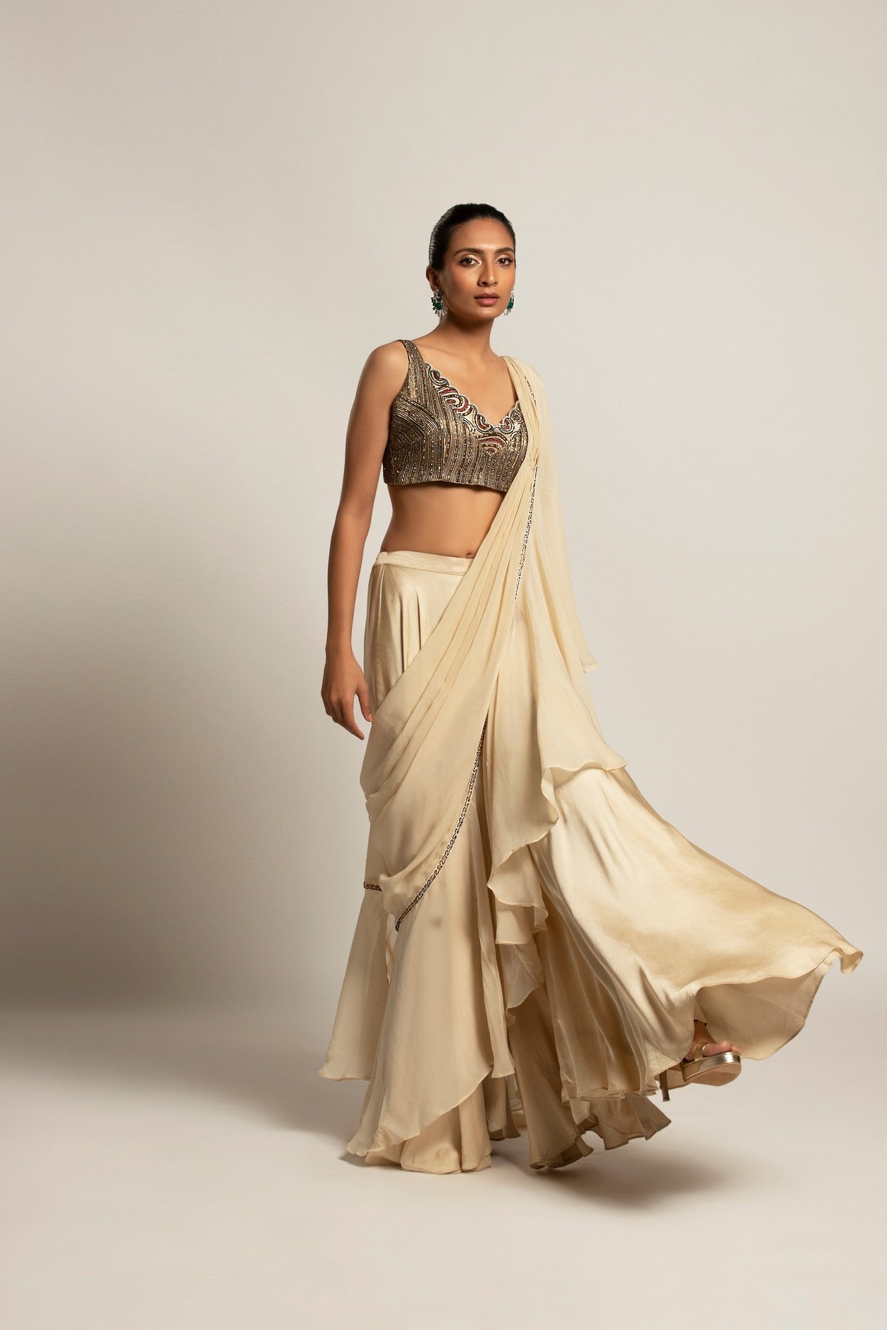 Sublime Ivory attached dupatta & pants with blouse along with the waistband