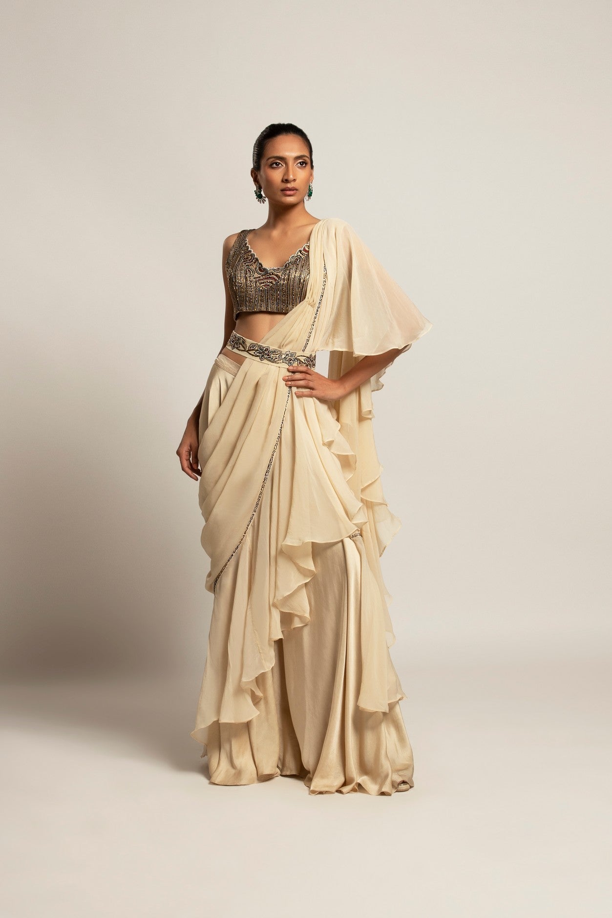 Sublime Ivory attached dupatta & pants with blouse along with the waistband