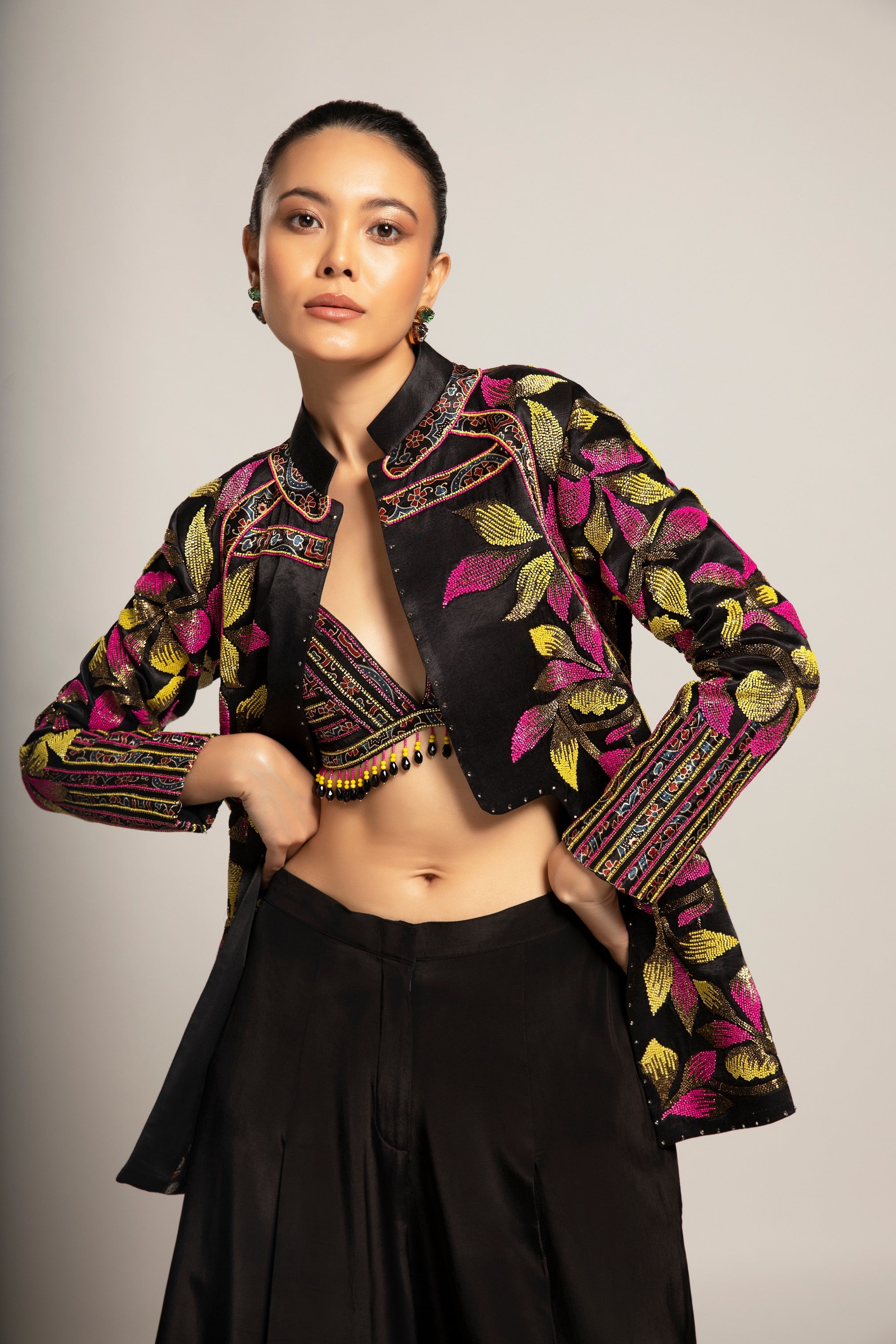 Tantalizing Black bralet & tentom jacket with Jet black harem pants