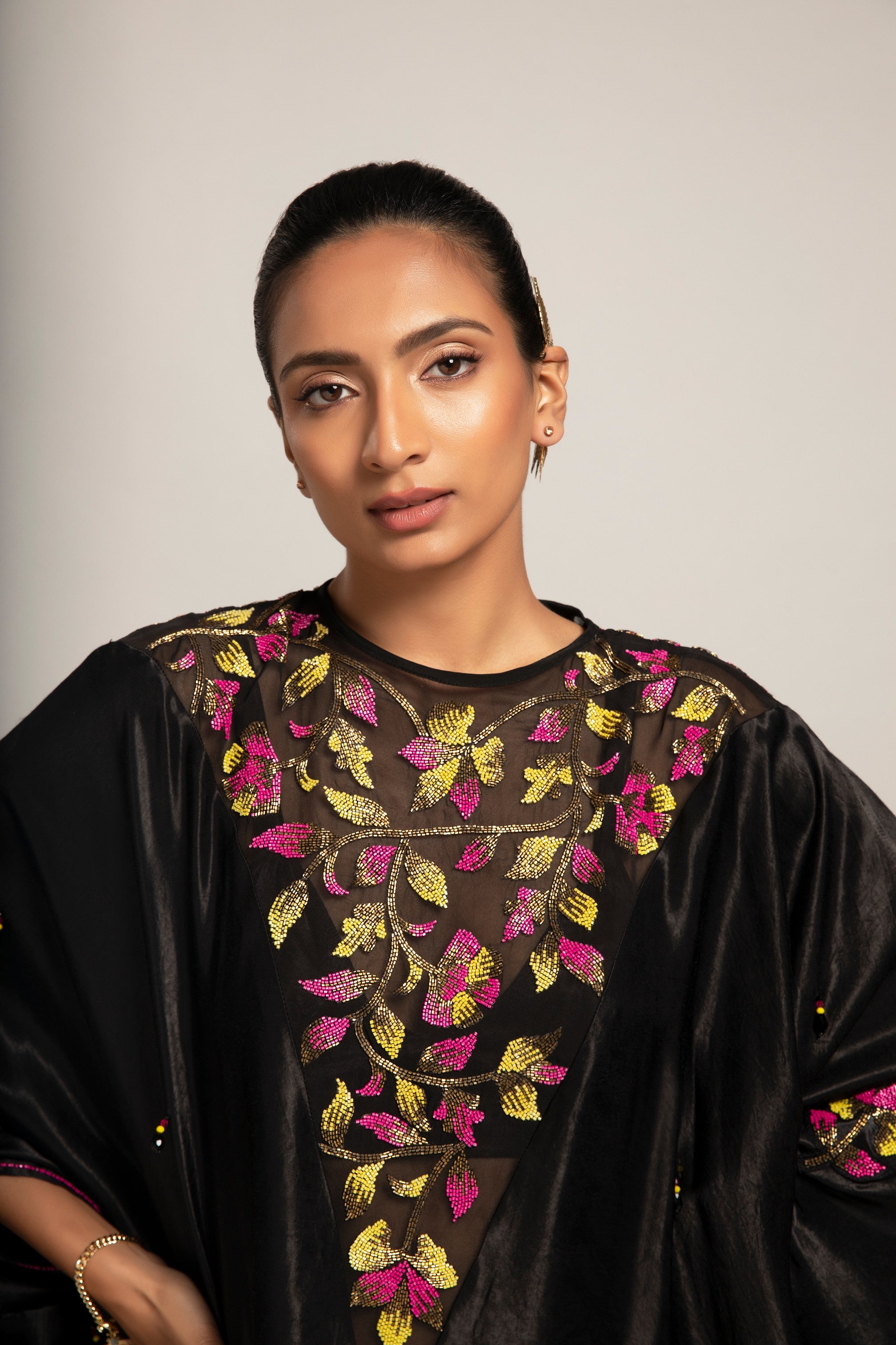 Fetching black Kaaftan